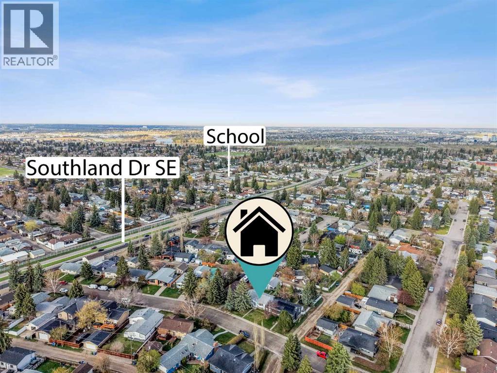 444 Woodland Crescent SE - 6
