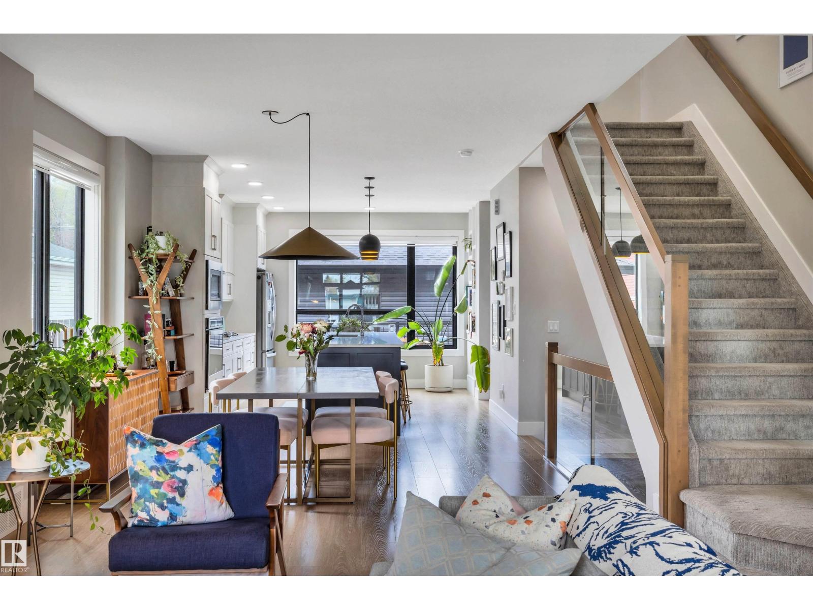 6333 105A ST NW - 12