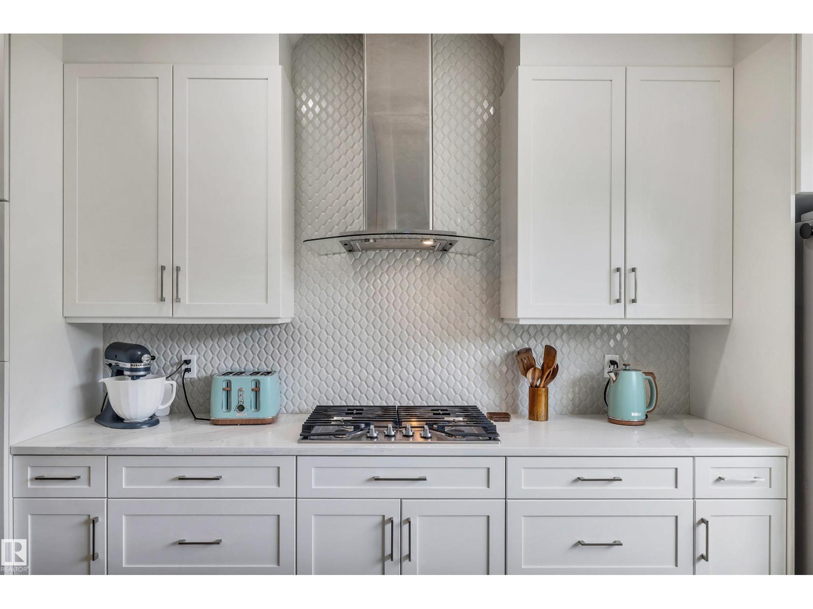 6333 105A ST NW - 19