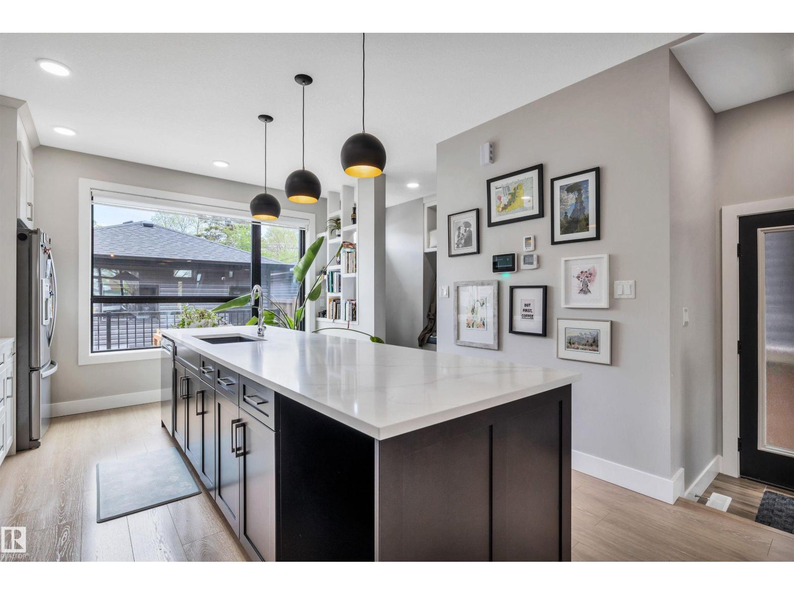 6333 105A ST NW - 20