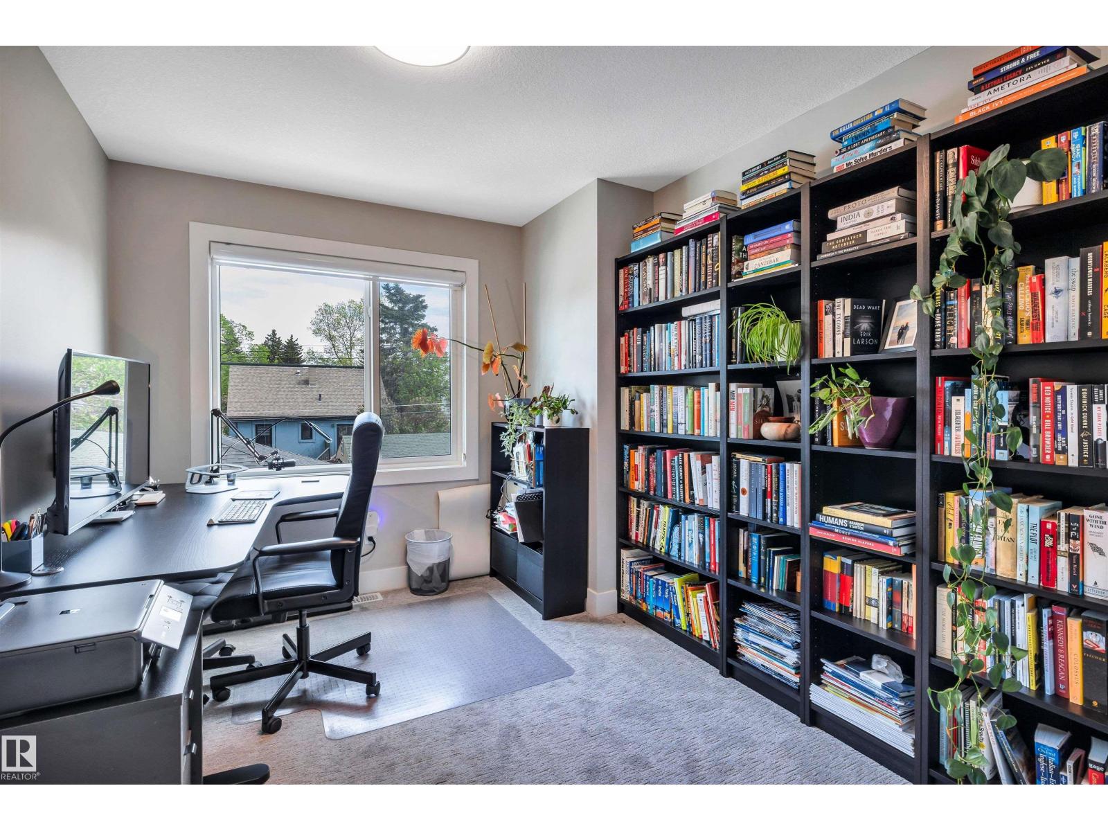 6333 105A ST NW - 36