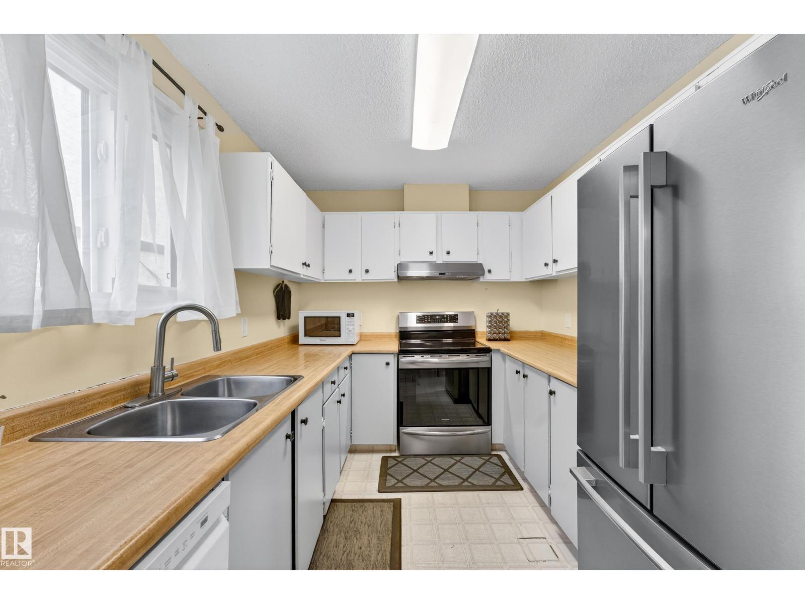 3004 36 ST NW - 13