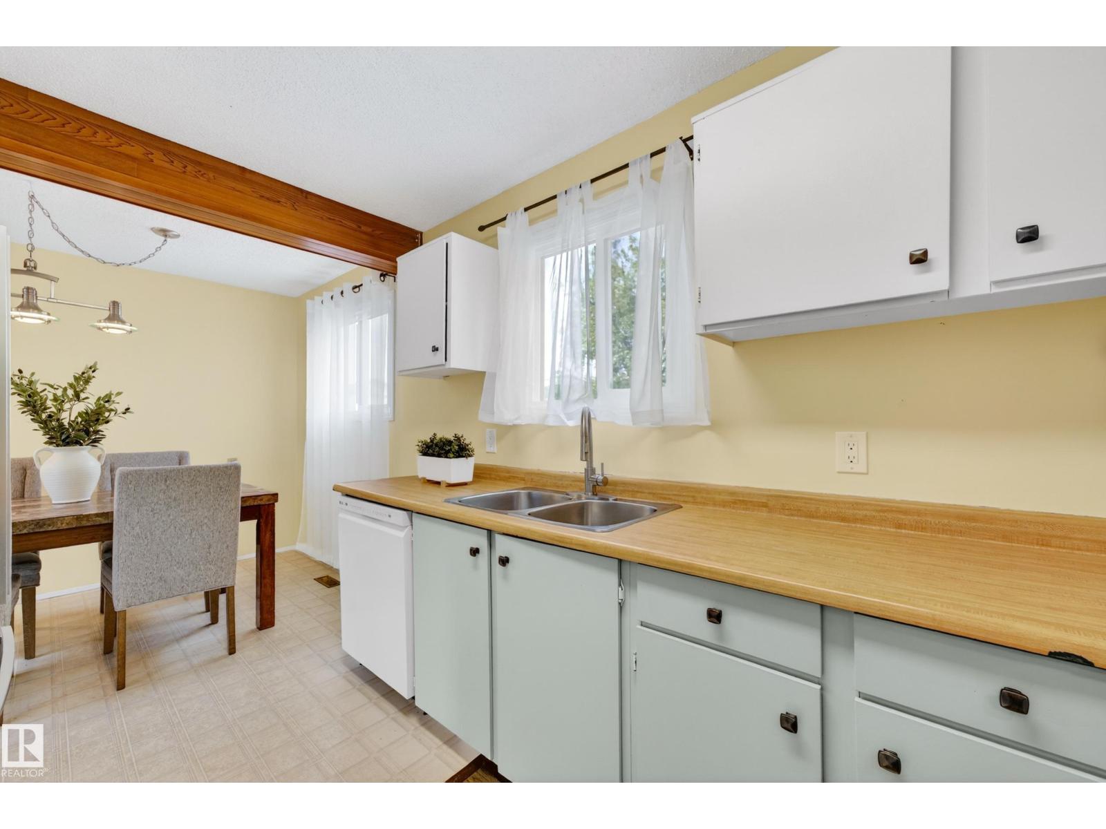 3004 36 ST NW - 15