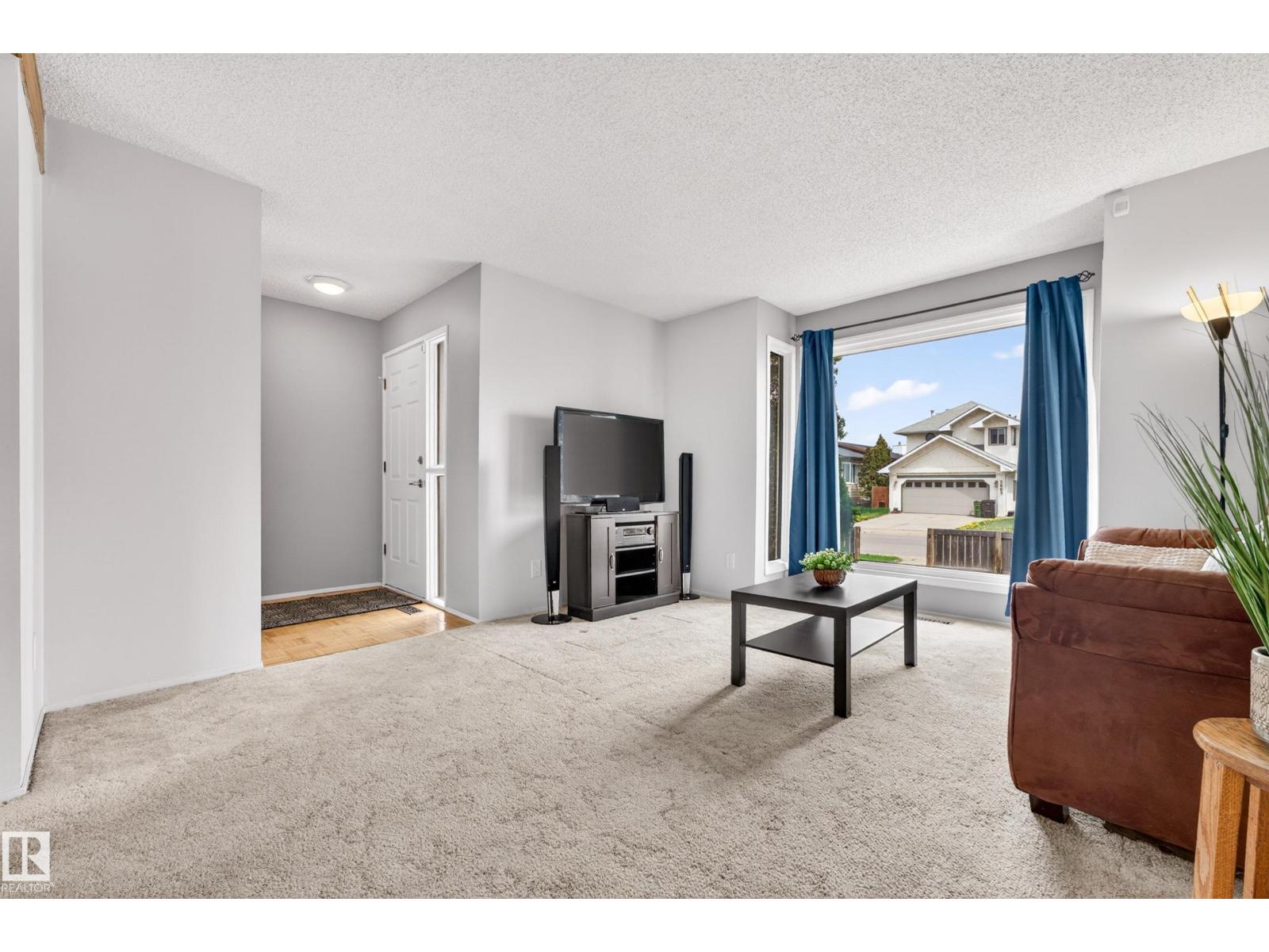 3004 36 ST NW - Image 2