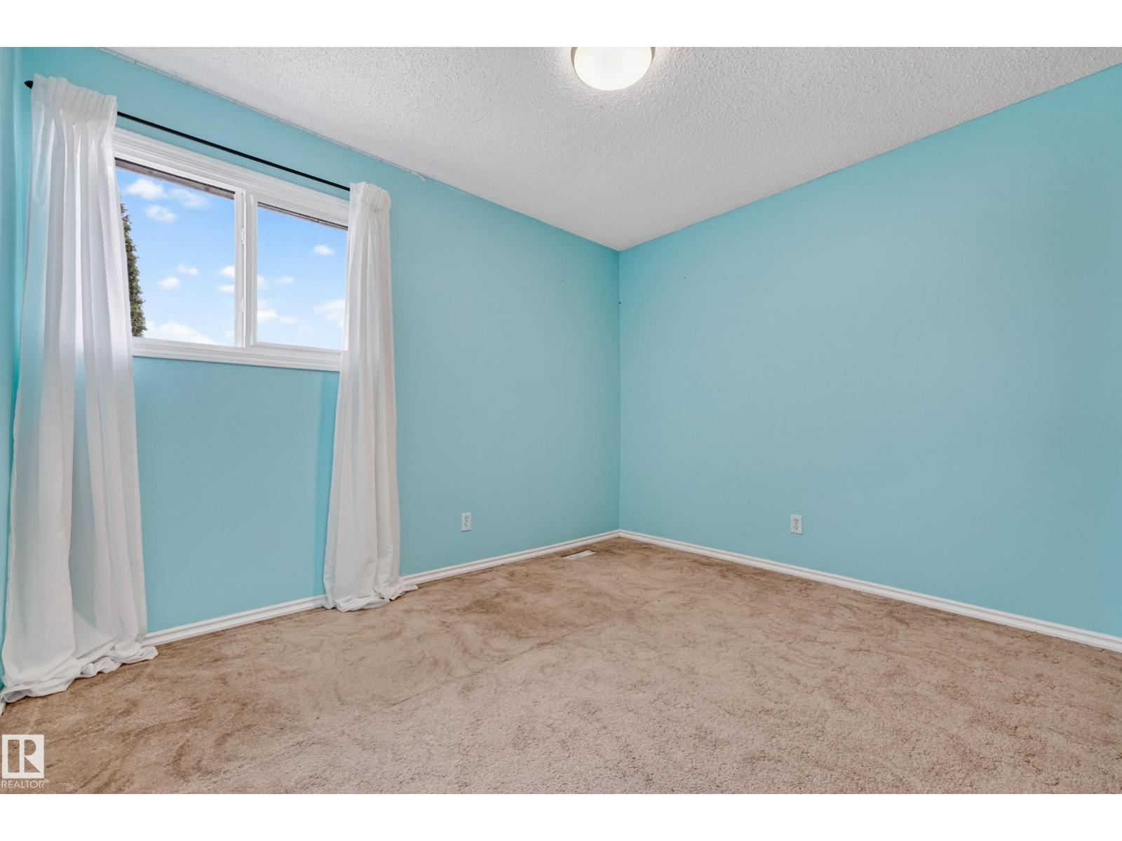 3004 36 ST NW - 26