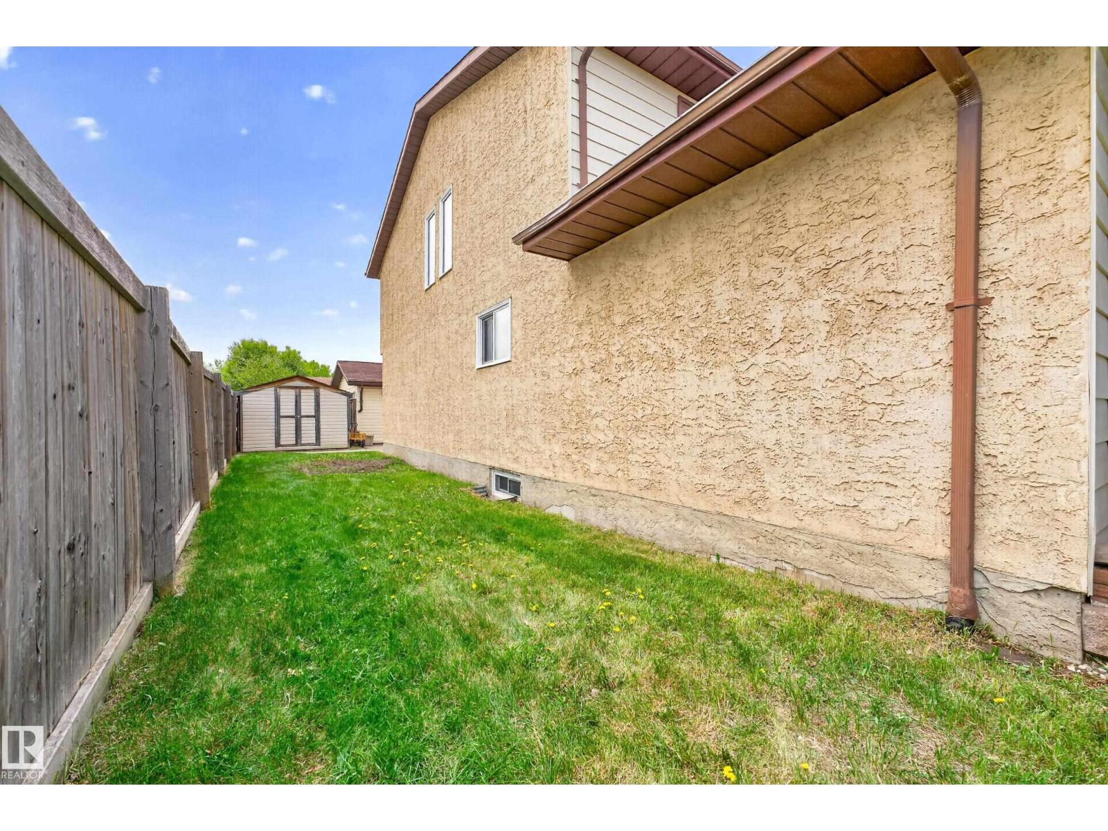 3004 36 ST NW - 33