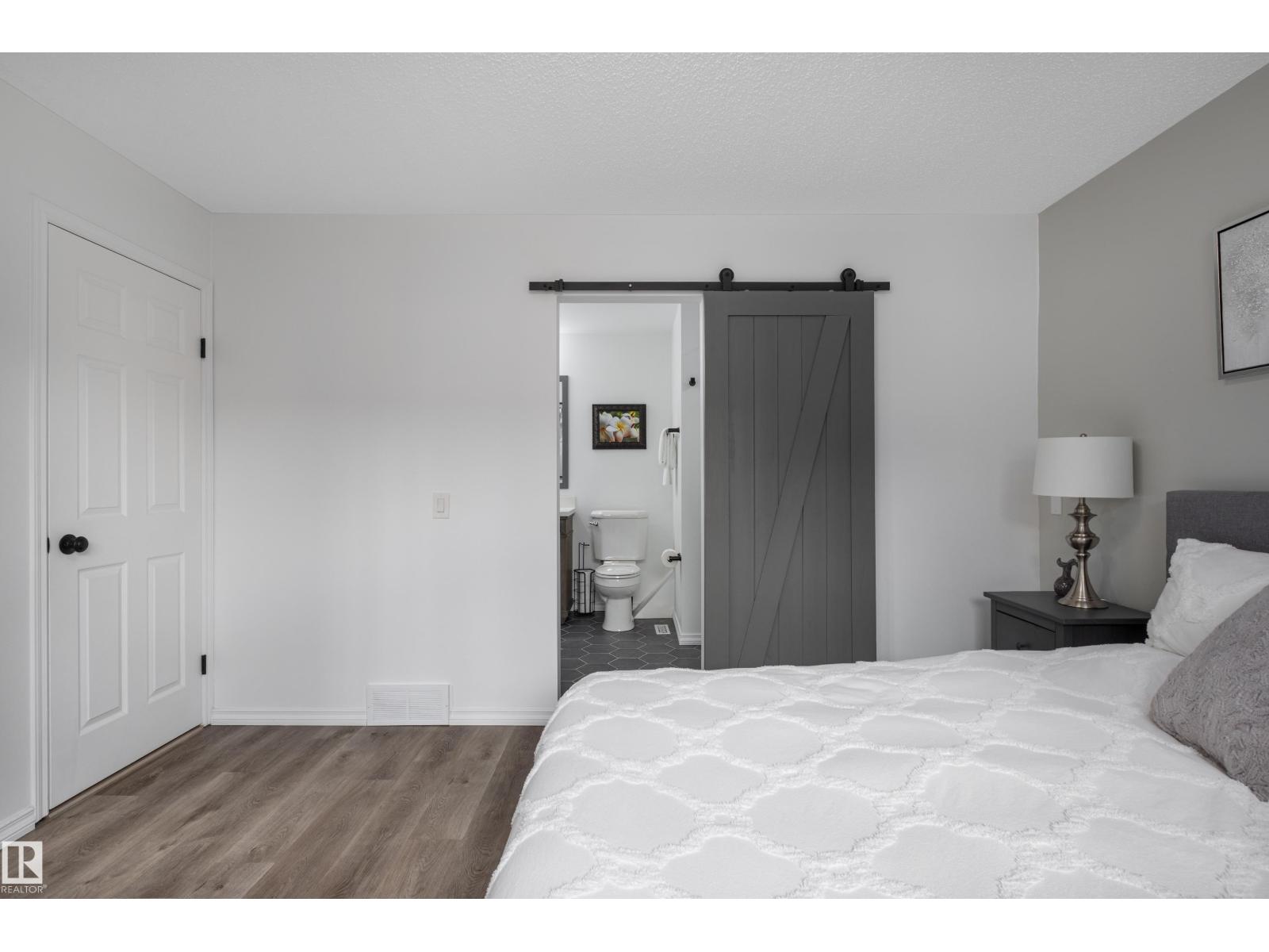 5804 57 AV — photo 20
