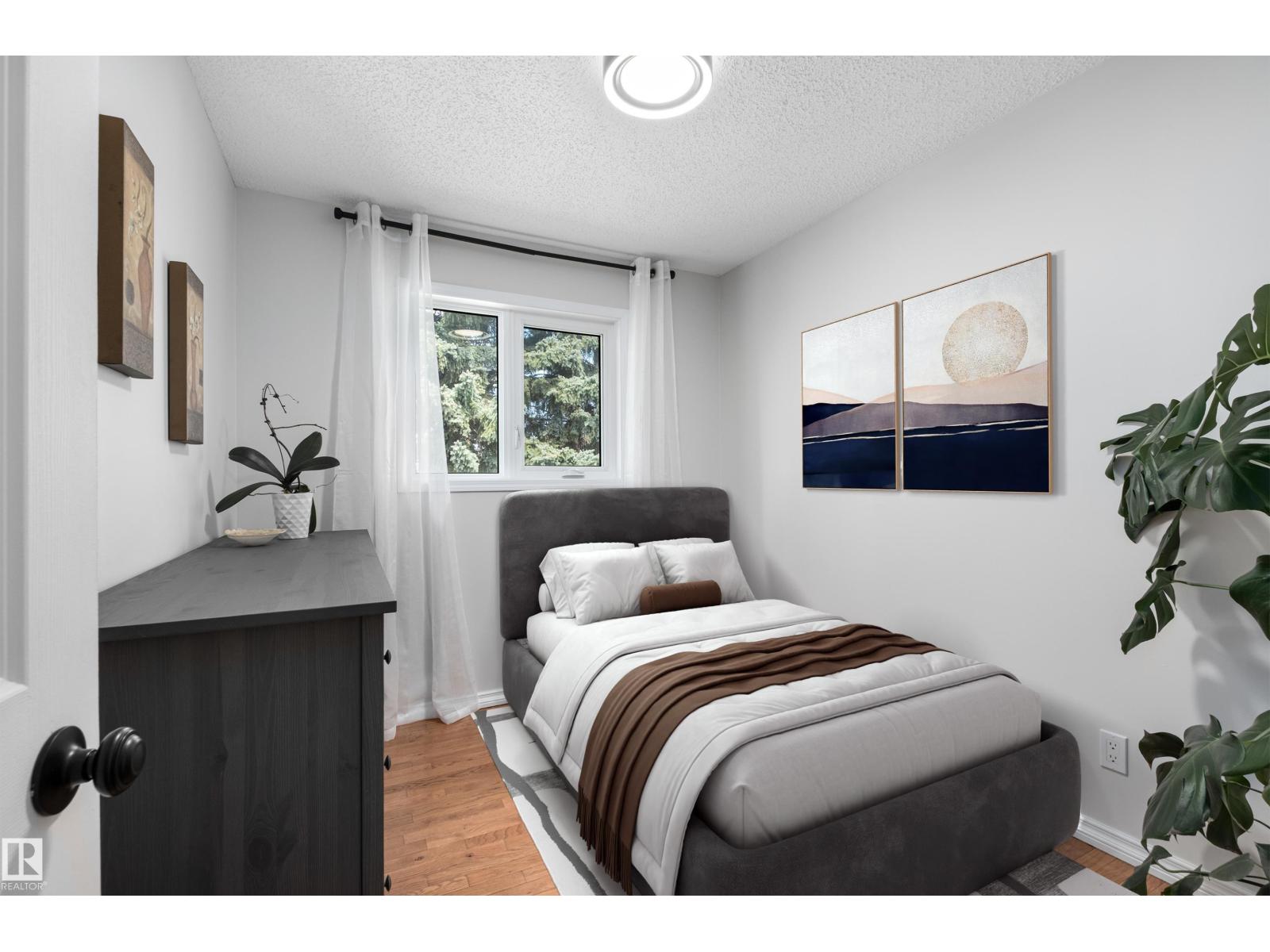 5804 57 AV — photo 26