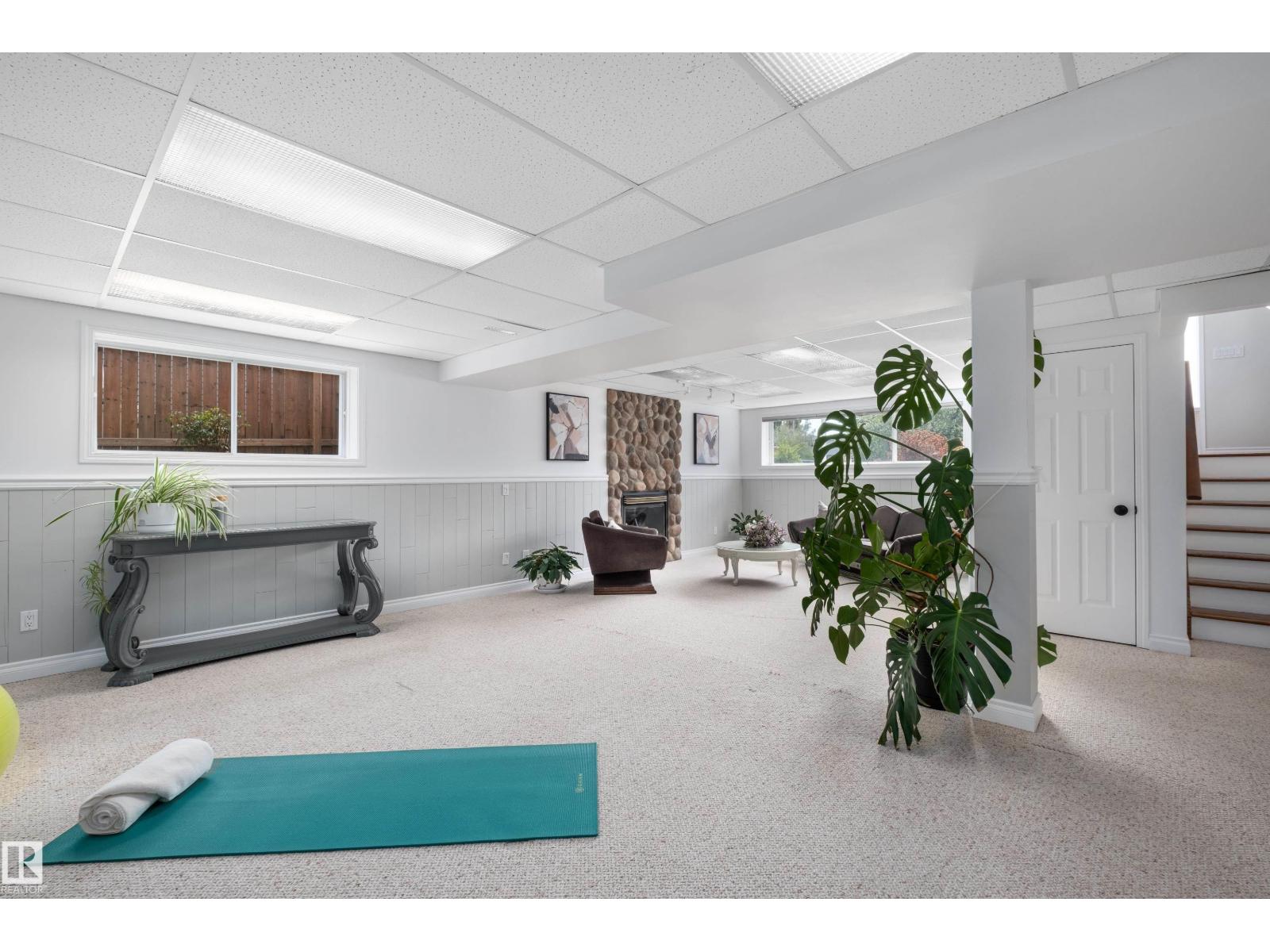 5804 57 AV — photo 27