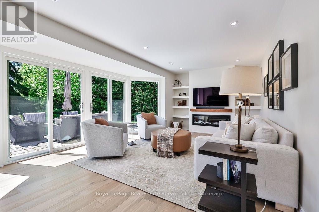 1528 WARLAND ROAD - 19