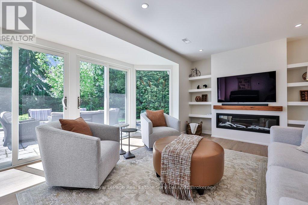1528 WARLAND ROAD - 21