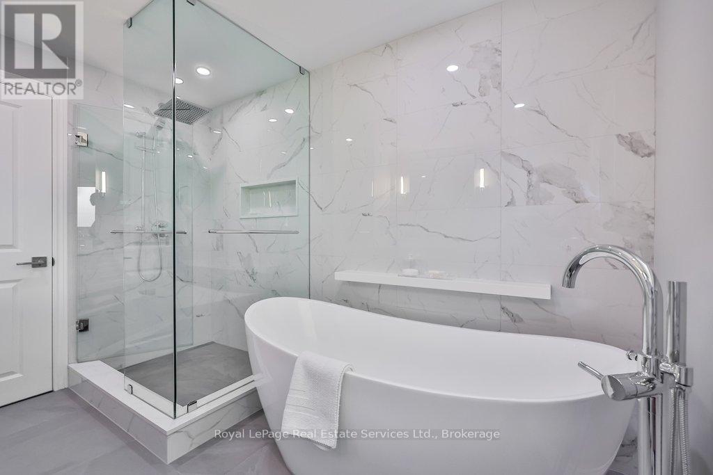 1528 WARLAND ROAD - 35