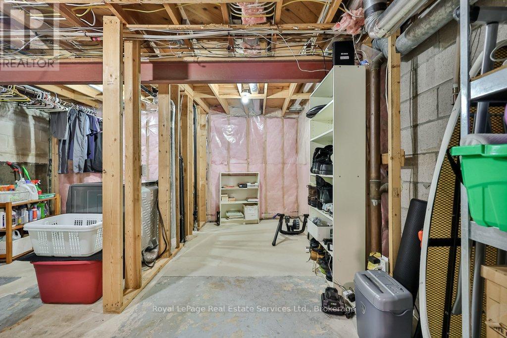 1528 WARLAND ROAD - 38