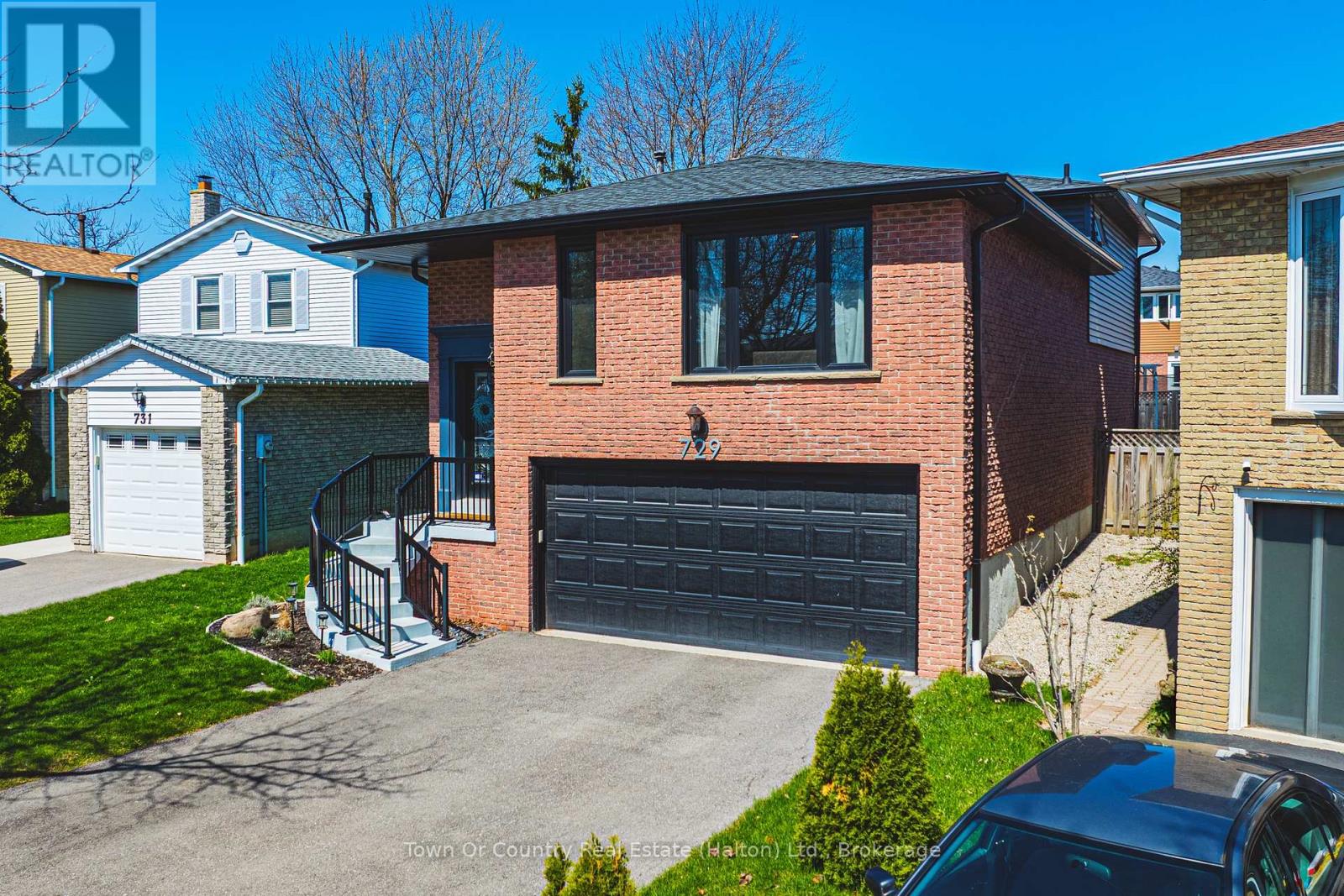 729 COULSON AVENUE - 1