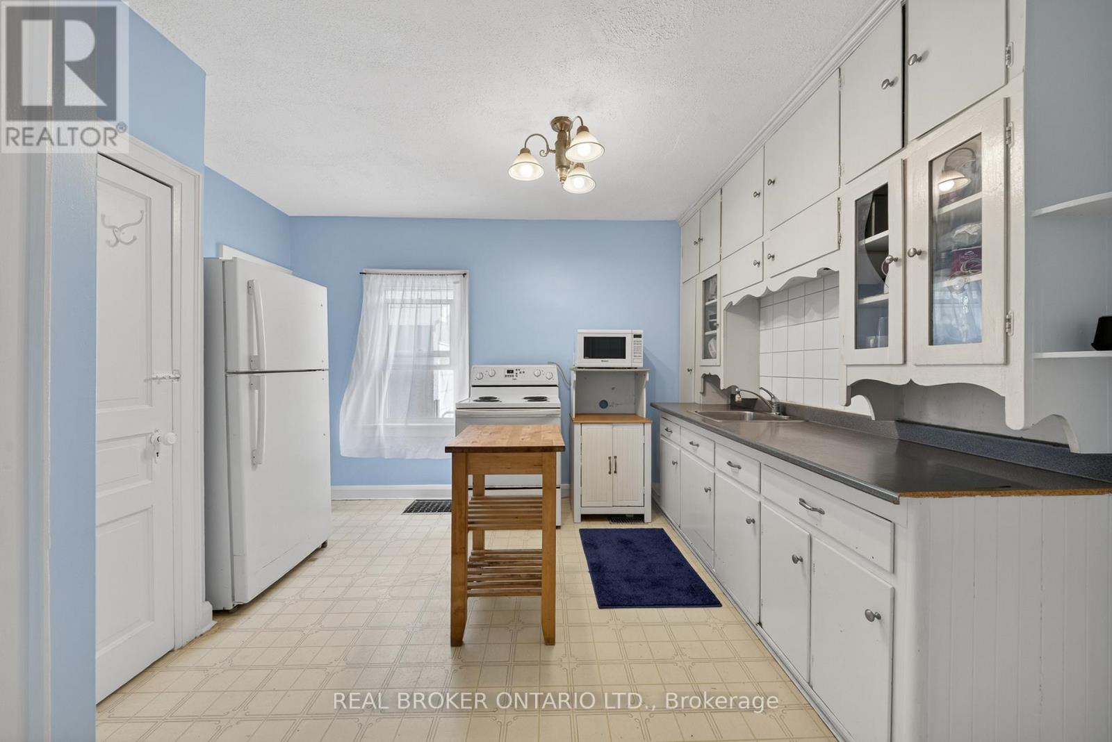 78 FACER STREET - 11
