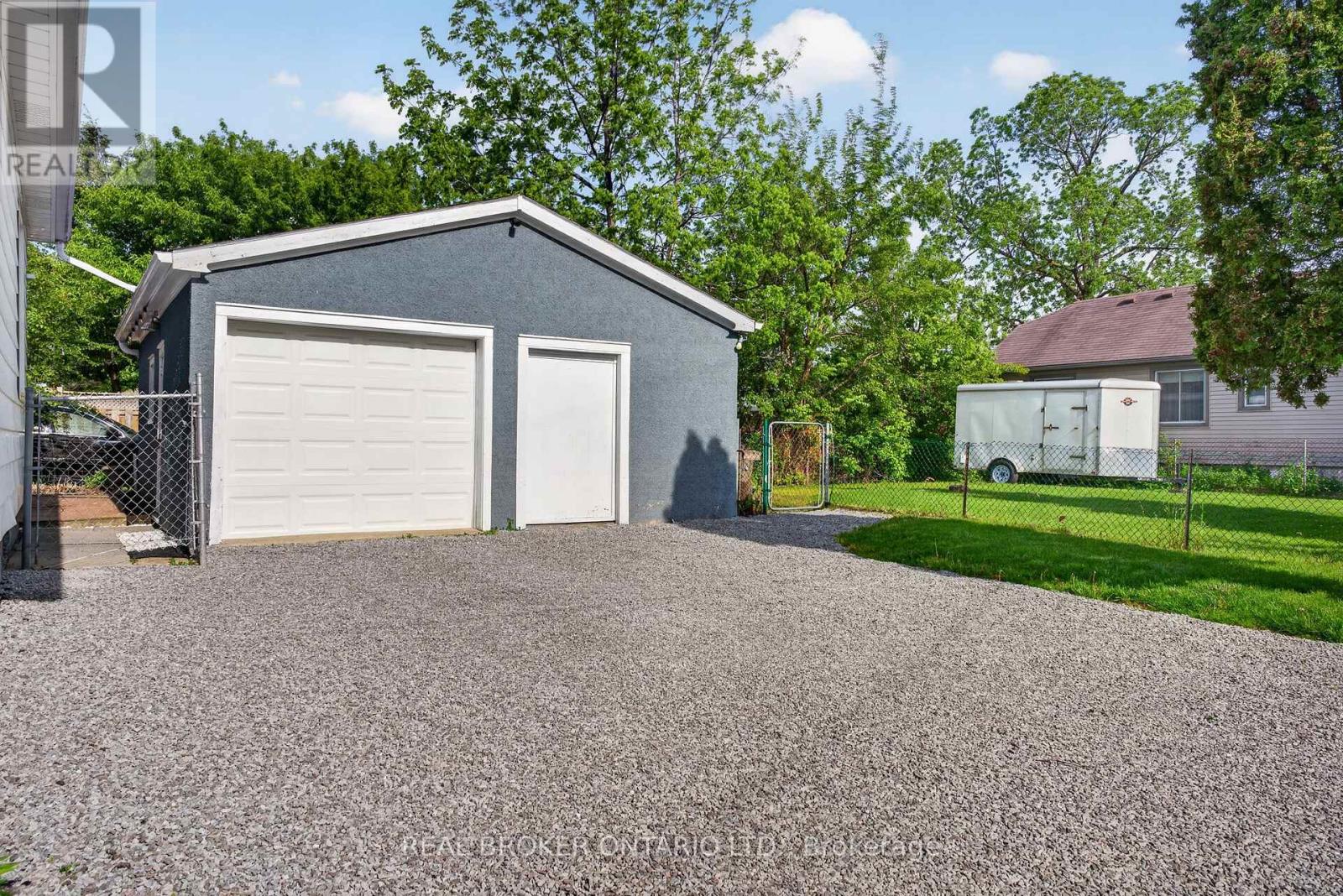 78 FACER STREET - 23