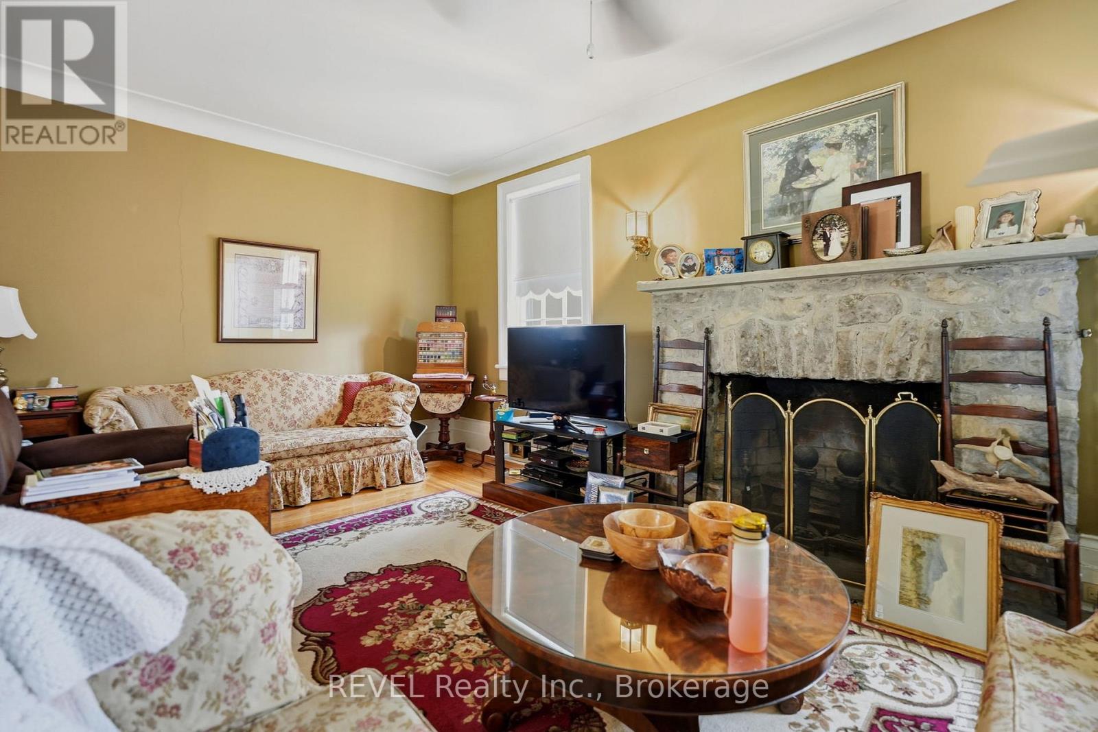 2376 CENTRE STREET - 11
