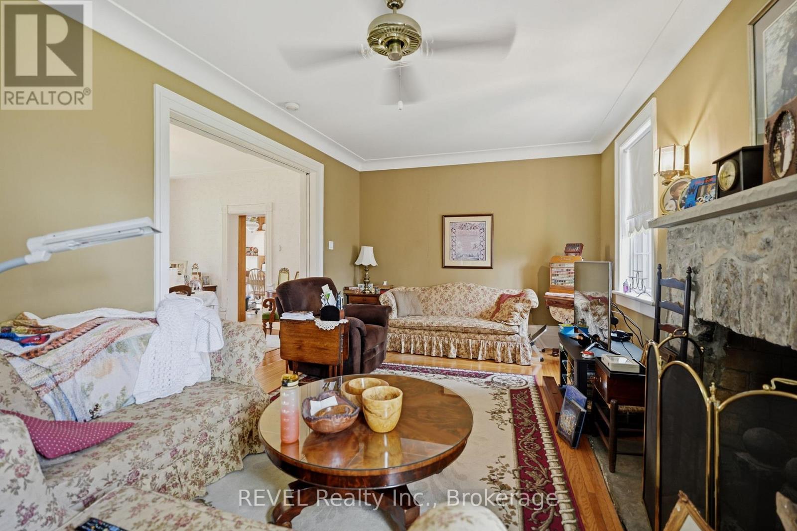 2376 CENTRE STREET - 12
