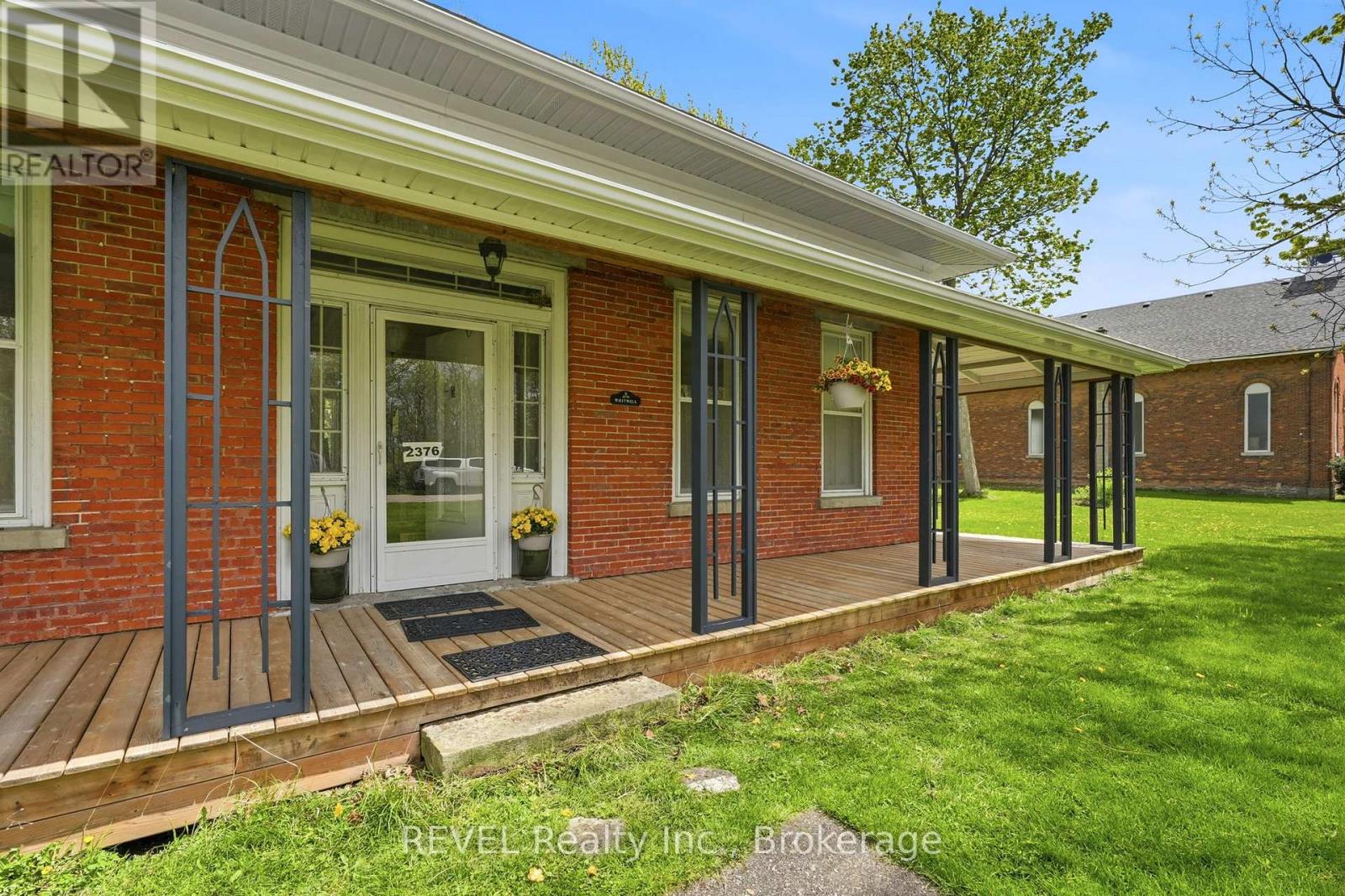 2376 CENTRE STREET - 3