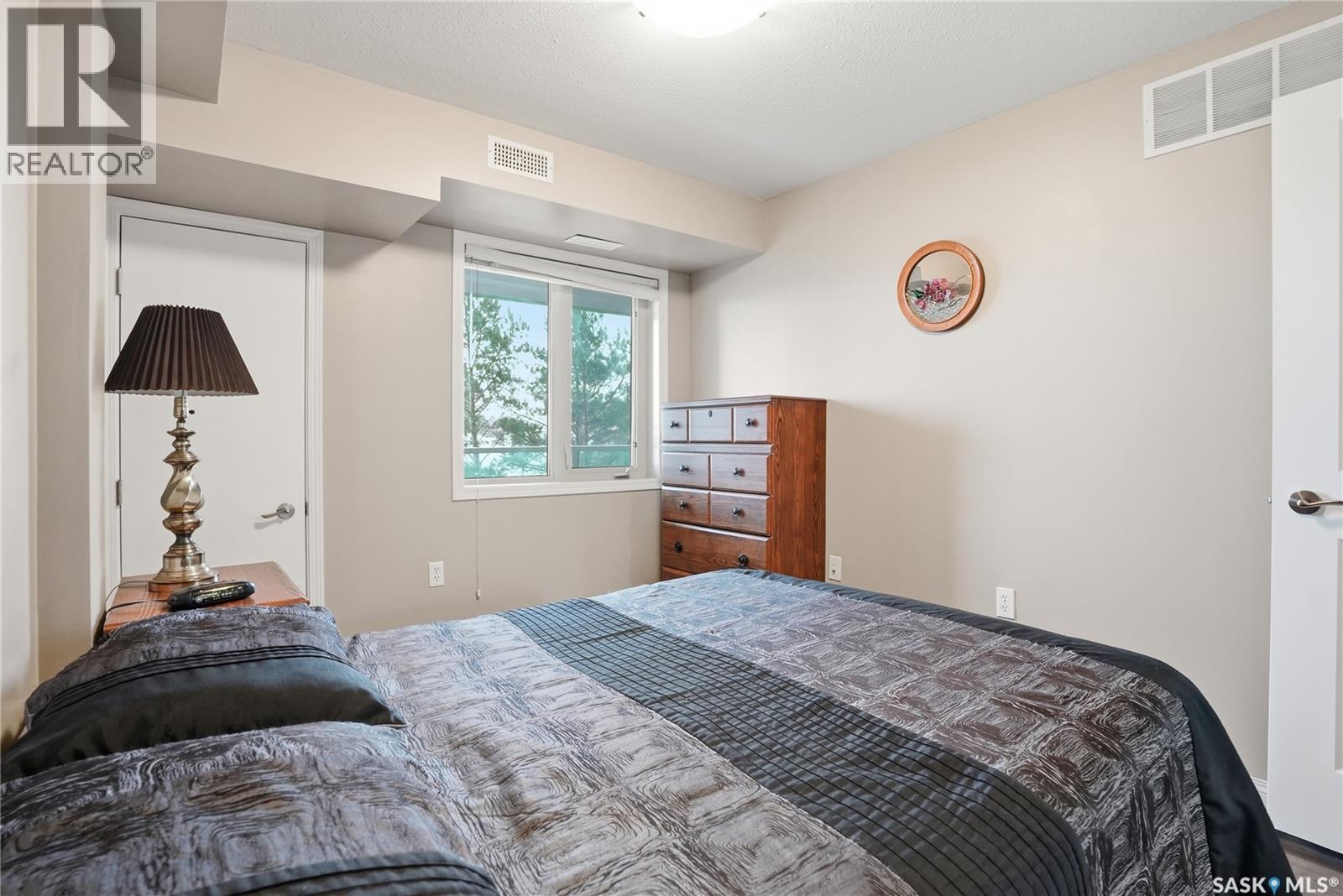 #504 2221 Adelaide STREET - 27