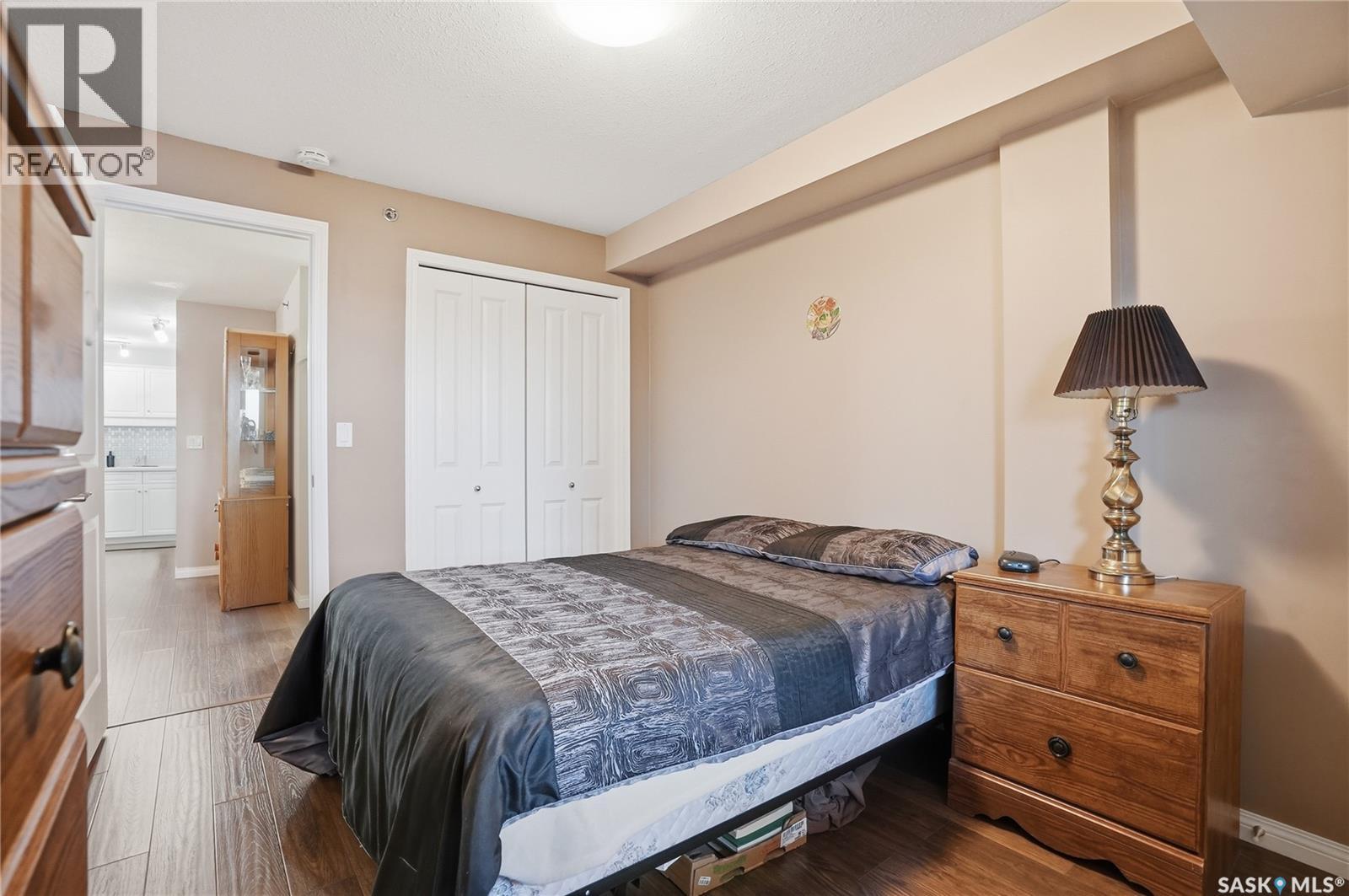 #504 2221 Adelaide STREET - 28