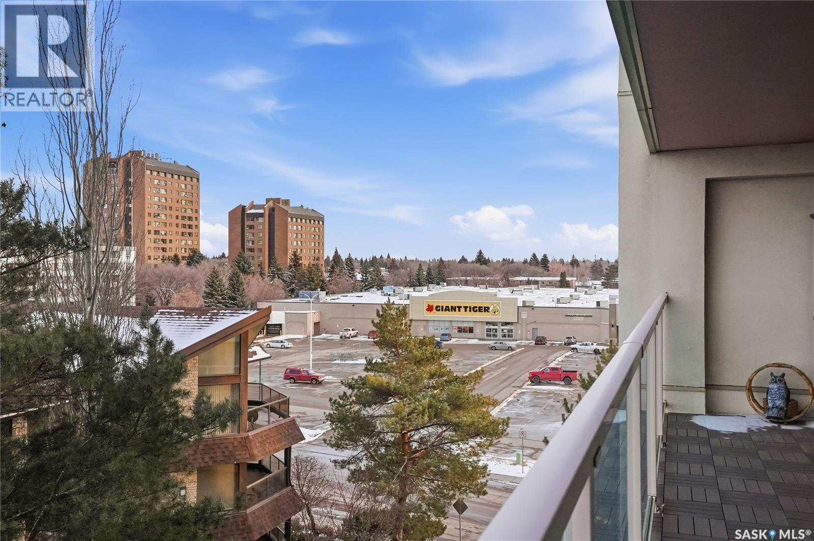 #504 2221 Adelaide STREET - 30