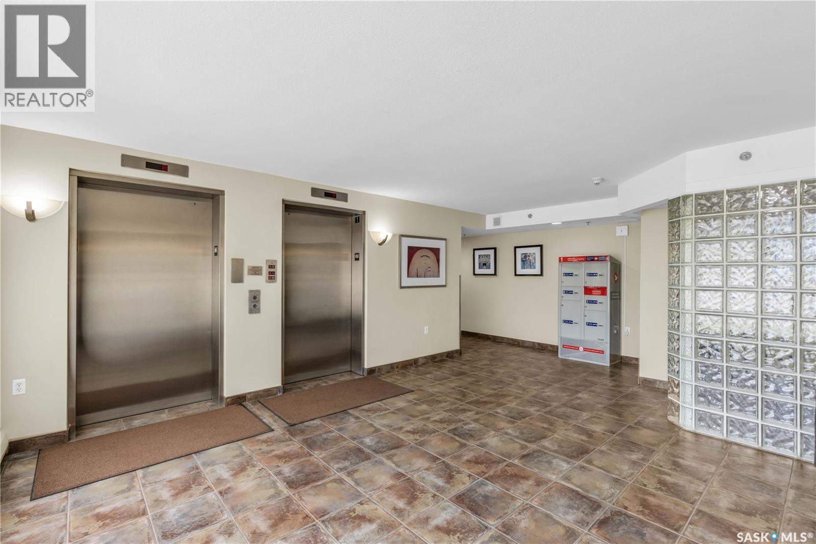 #504 2221 Adelaide STREET - 37