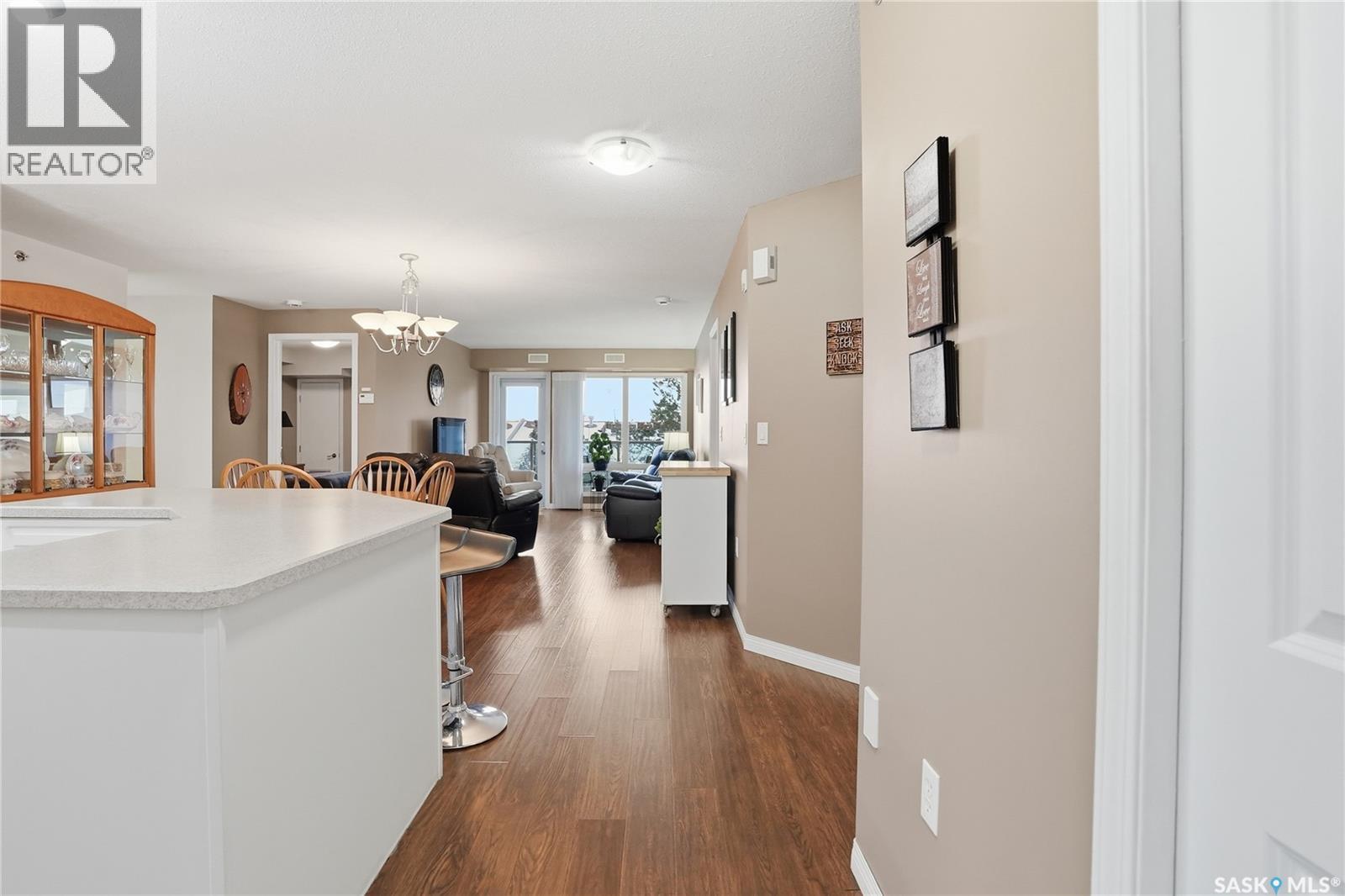 #504 2221 Adelaide STREET - 5
