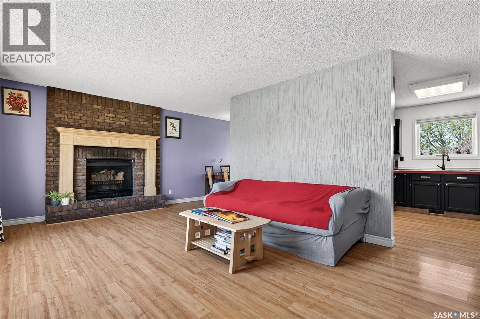 22 Edelweiss CRESCENT - 11