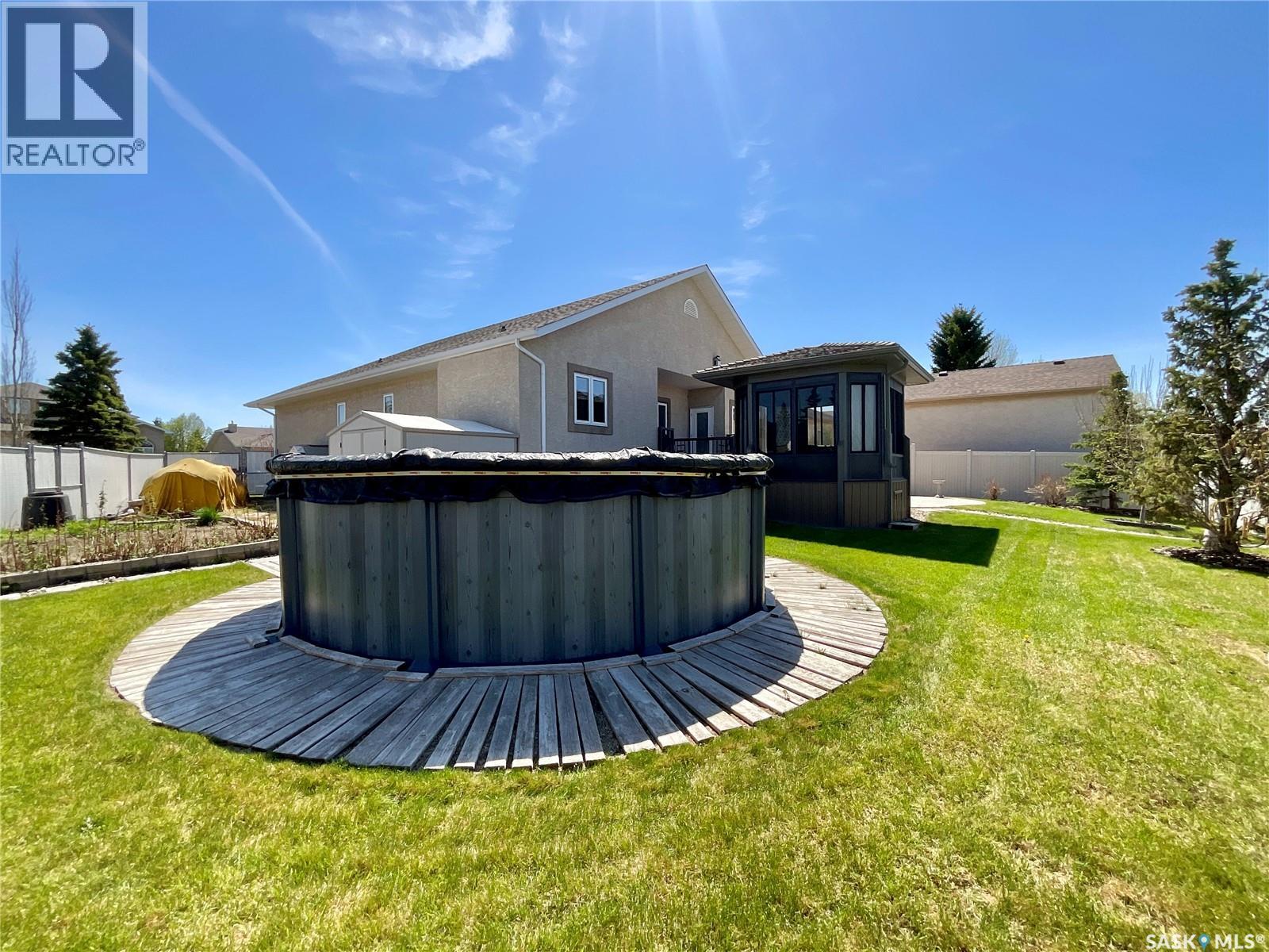 14 Woods CRESCENT - 47