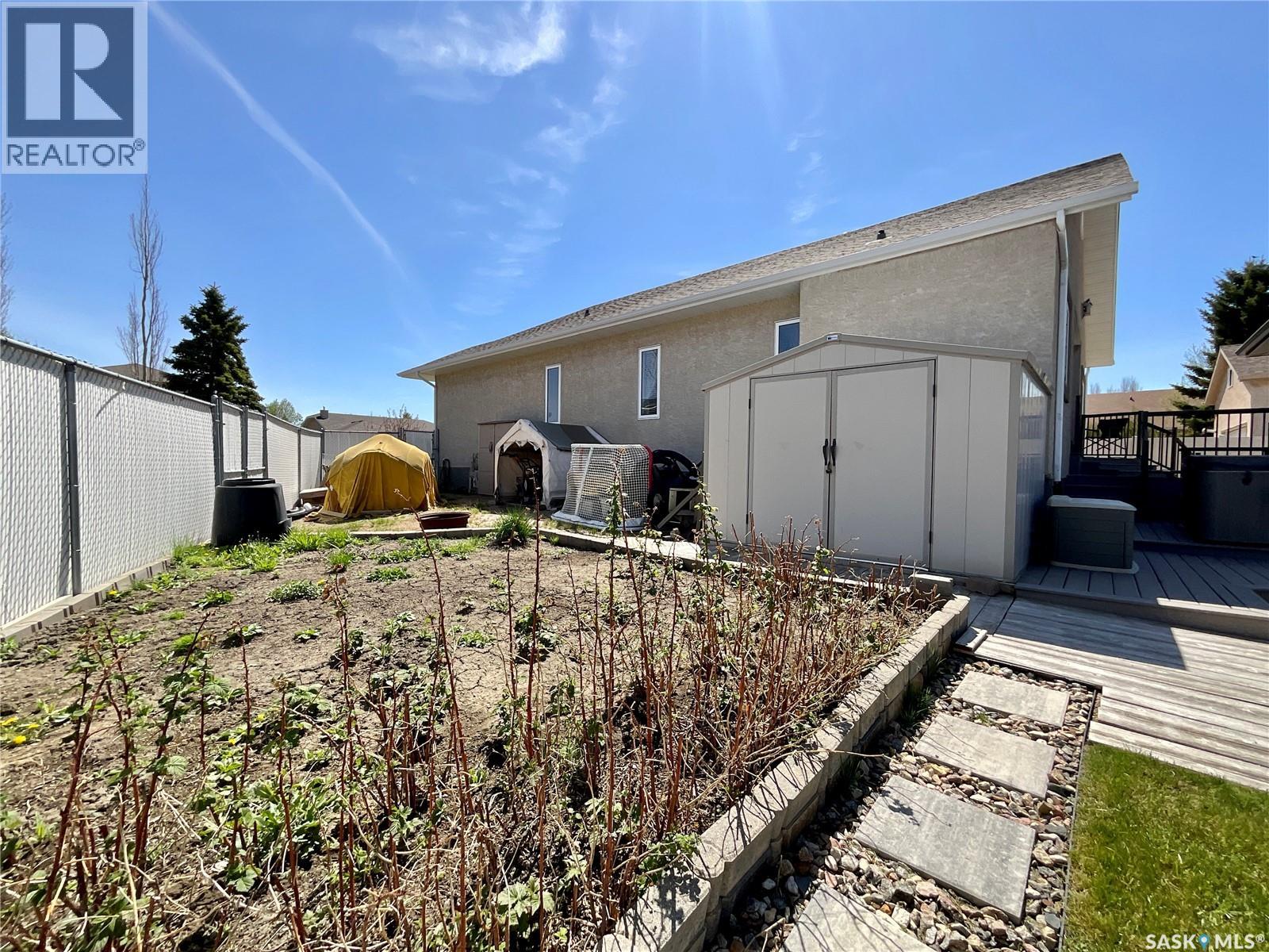 14 Woods CRESCENT - 50