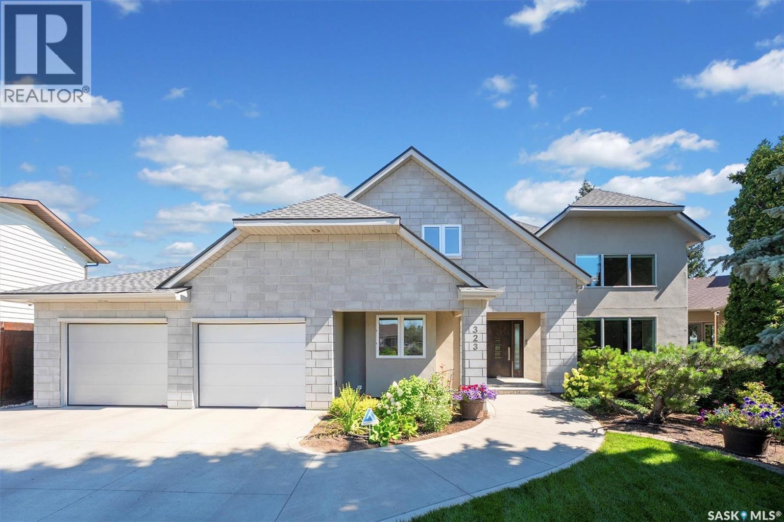 323 Mallin CRESCENT - 3