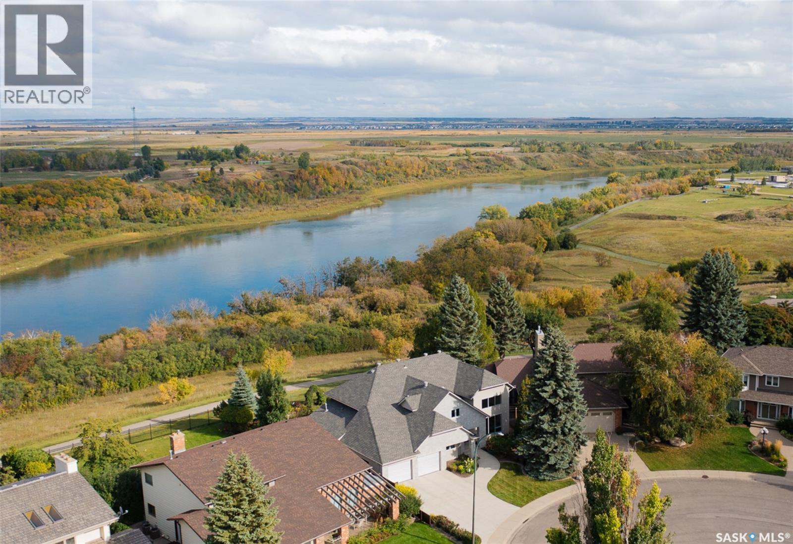 323 Mallin CRESCENT - 4
