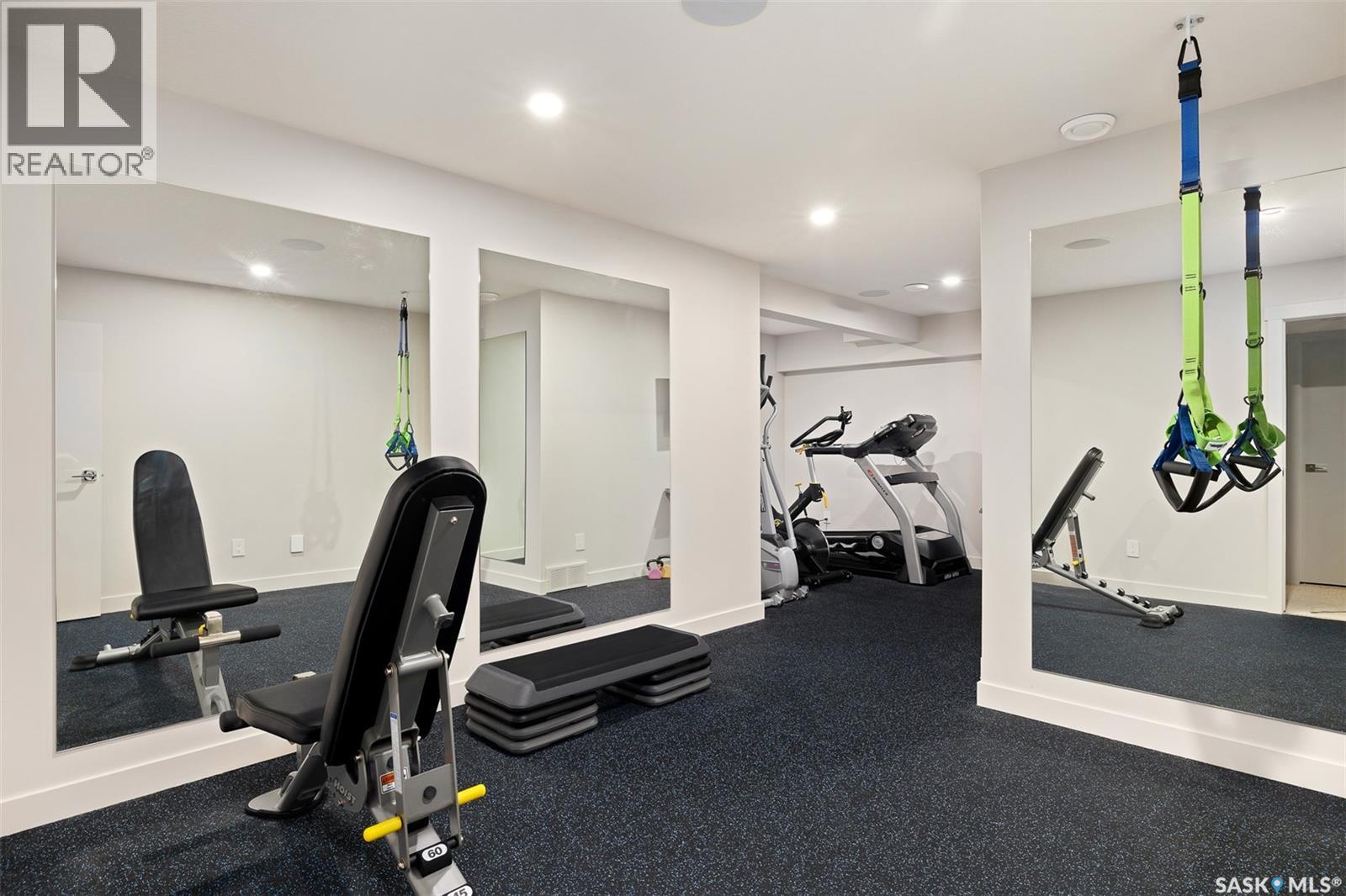 323 Mallin CRESCENT - 42