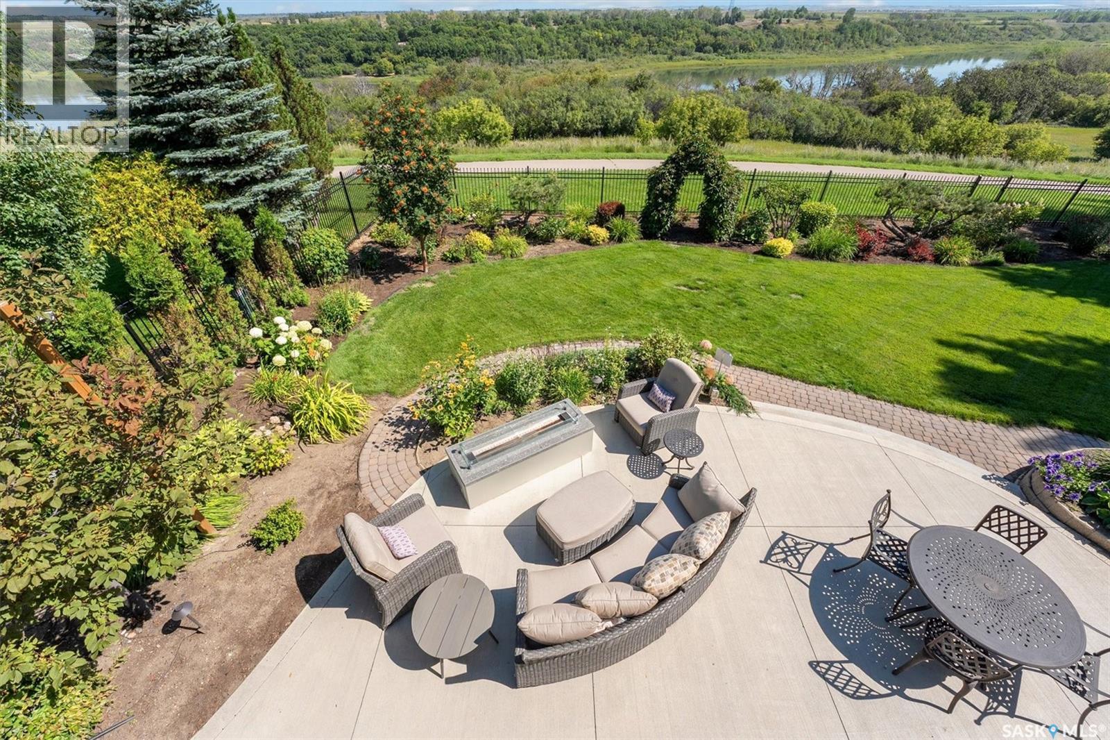 323 Mallin CRESCENT - 51