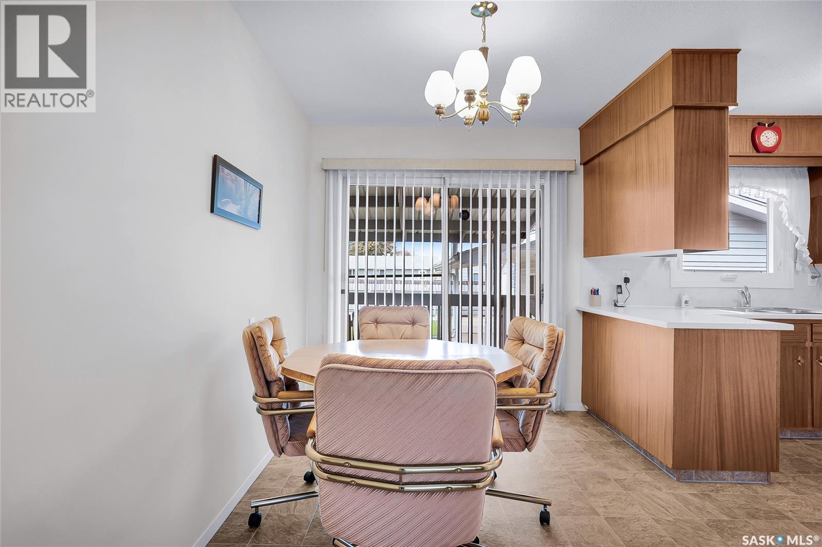 1117 Y AVENUE N - 9