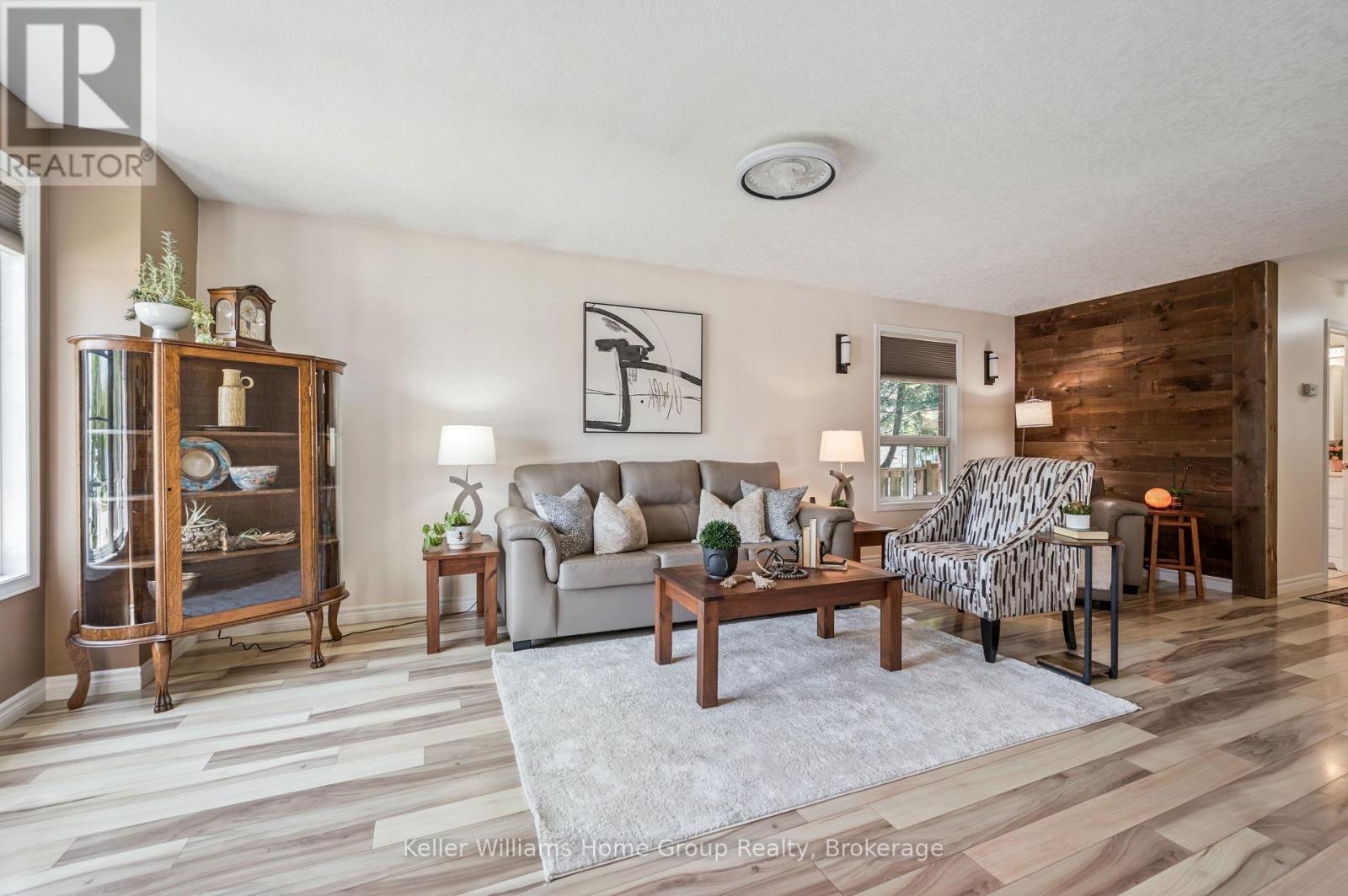 130 BELLAMY CRESCENT - 12