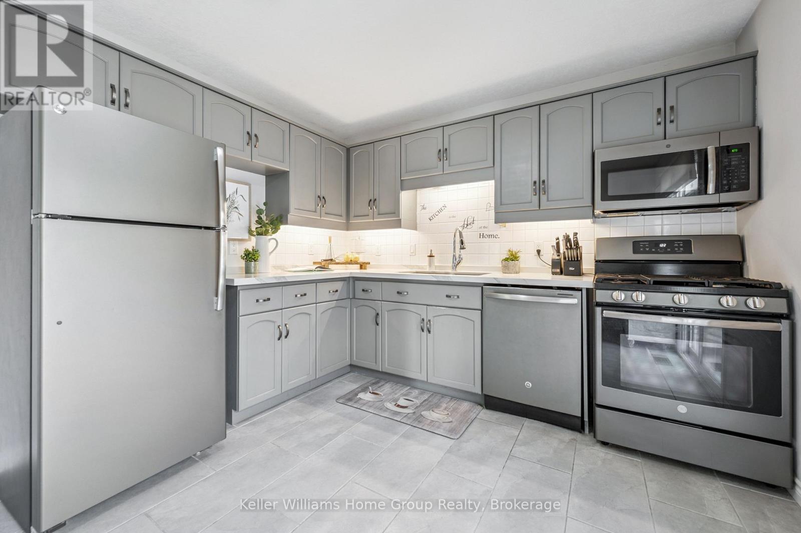 130 BELLAMY CRESCENT - 16