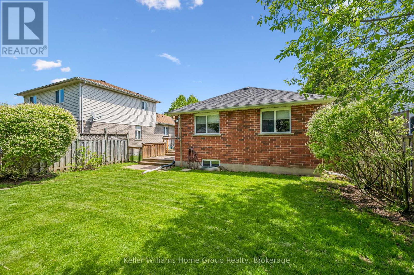 130 BELLAMY CRESCENT - 37