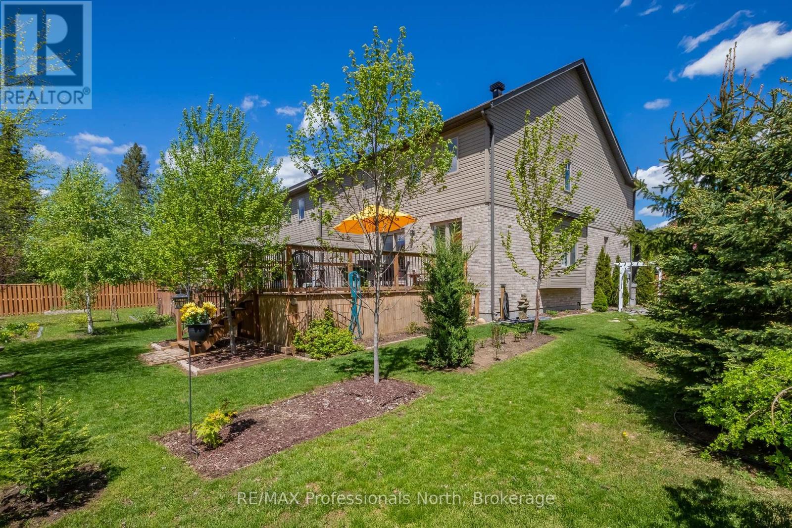 36 SPALDING CRESCENT - 17