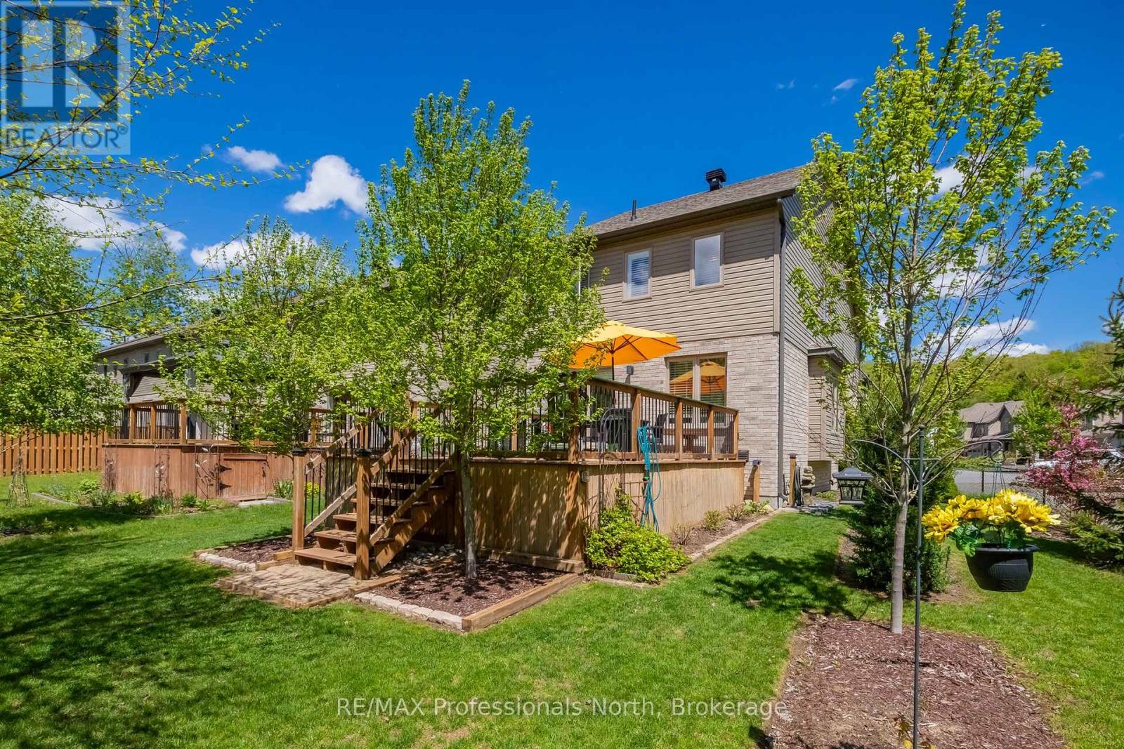 36 SPALDING CRESCENT - 20