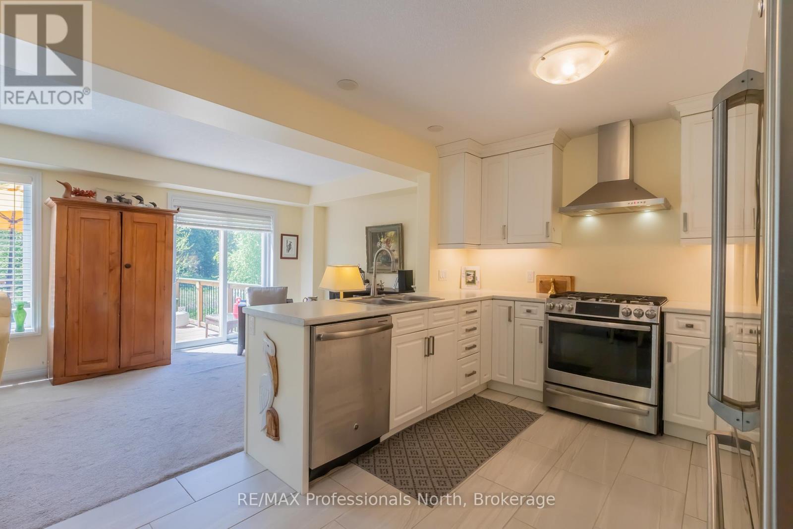 36 SPALDING CRESCENT - 30