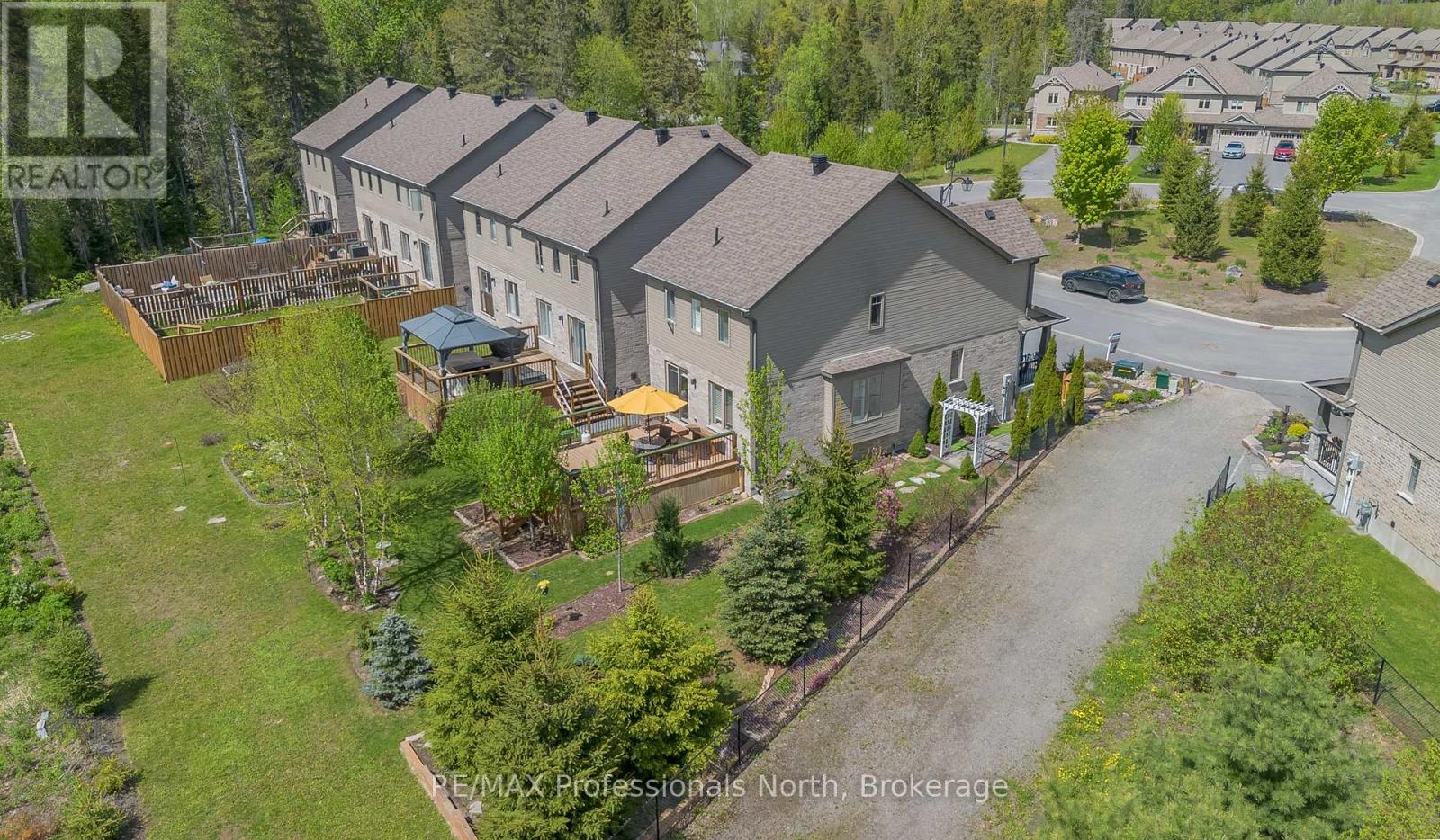 36 SPALDING CRESCENT - 4