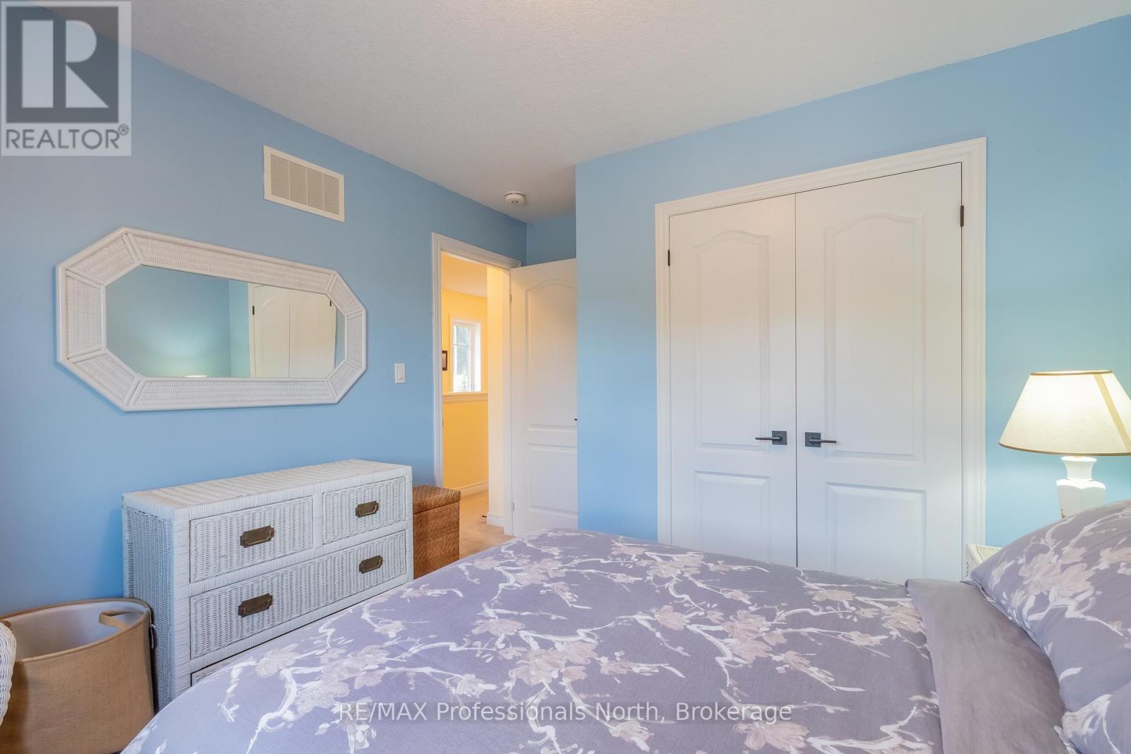 36 SPALDING CRESCENT - 43