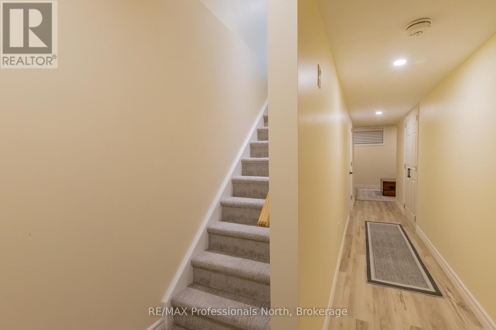 36 SPALDING CRESCENT - 49