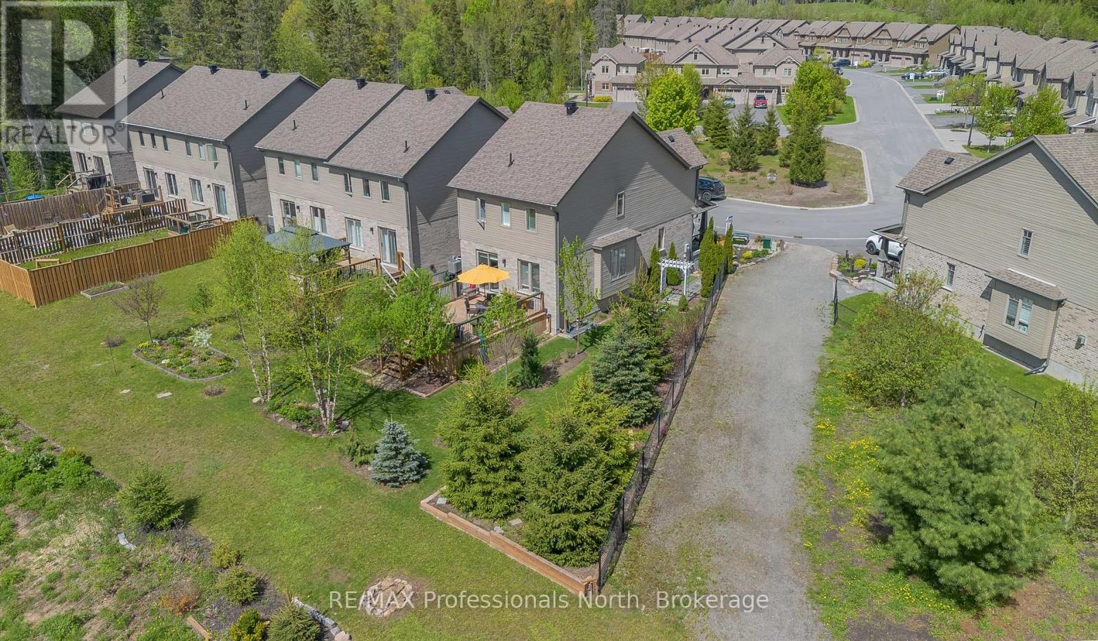 36 SPALDING CRESCENT - 5