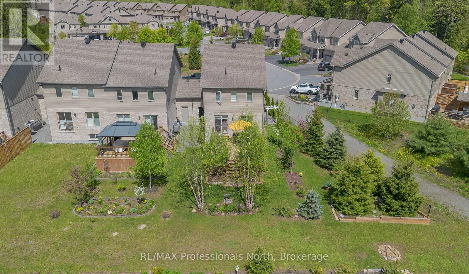 36 SPALDING CRESCENT - 6