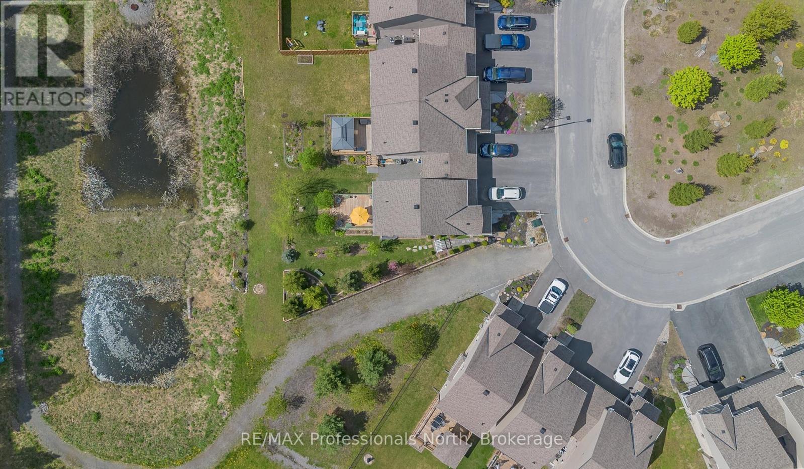 36 SPALDING CRESCENT - 8