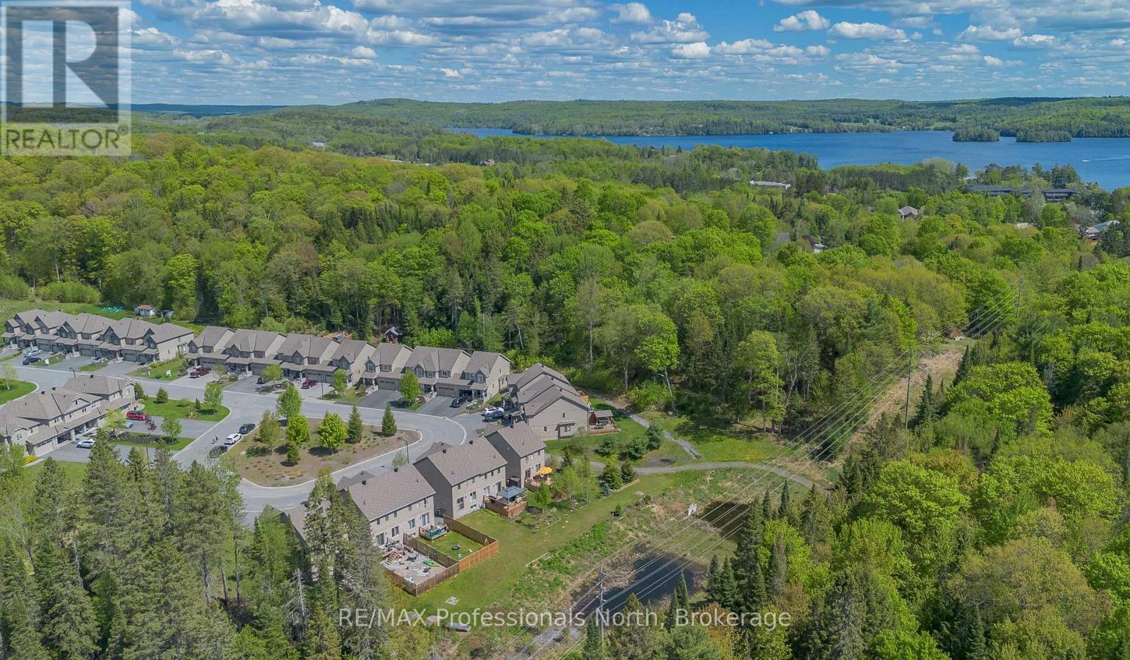 36 SPALDING CRESCENT - 9