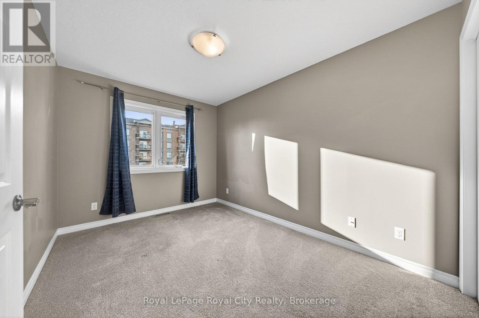 12 CLOUGH CRESCENT - 29
